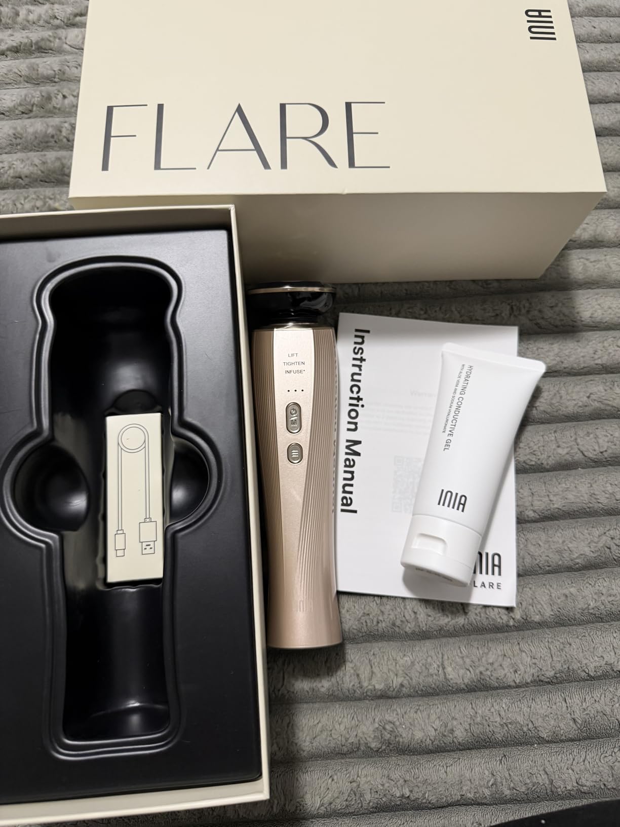 INIA Flare 3-in-1 Microcurrent Facial Device Red Light Therapy for Face and Neck Massager Tool with Heat & Vibration for Skincare Puffiness, Firming, Smoothing customer photo 1
