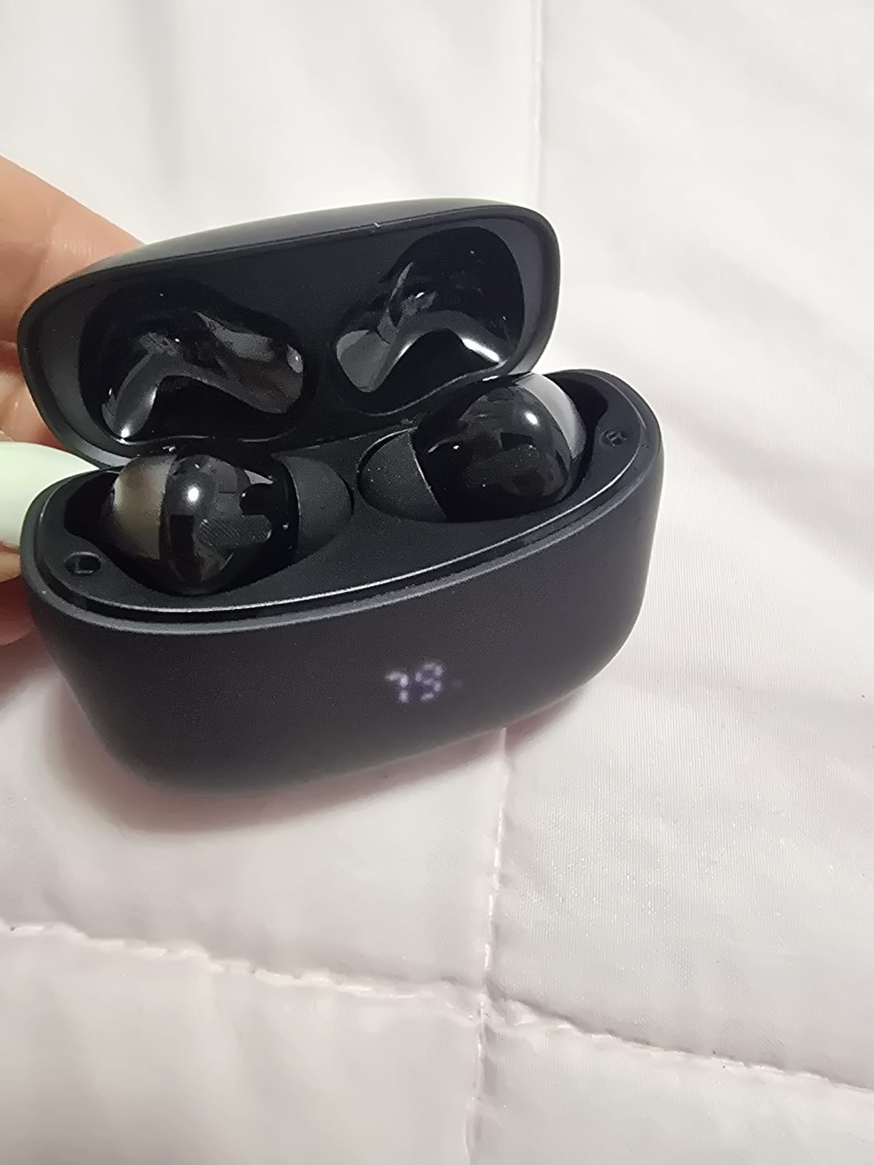 AI Translation Earbuds Real Time 164 Languages Translator Ear Buds Audifonos Traductores Ingles Espanol 70H Playtime Wireless Earphones AI Bluetooth Headphones for Travel Meeting Learning Black customer photo 2