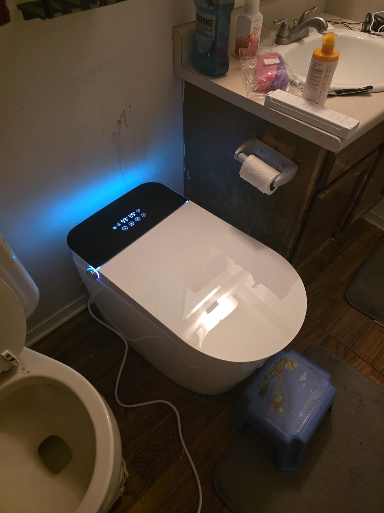 Smart Toilet with Bidet Built-in: Auto Dual Flush Bidet Toilet with Dryer, Gentle Wash One Piece Toilet with Child Mode, Foam Shield, Heated Seat, Foot Sensor, UV-C Night Light, Manual Lid/Seat customer photo 1