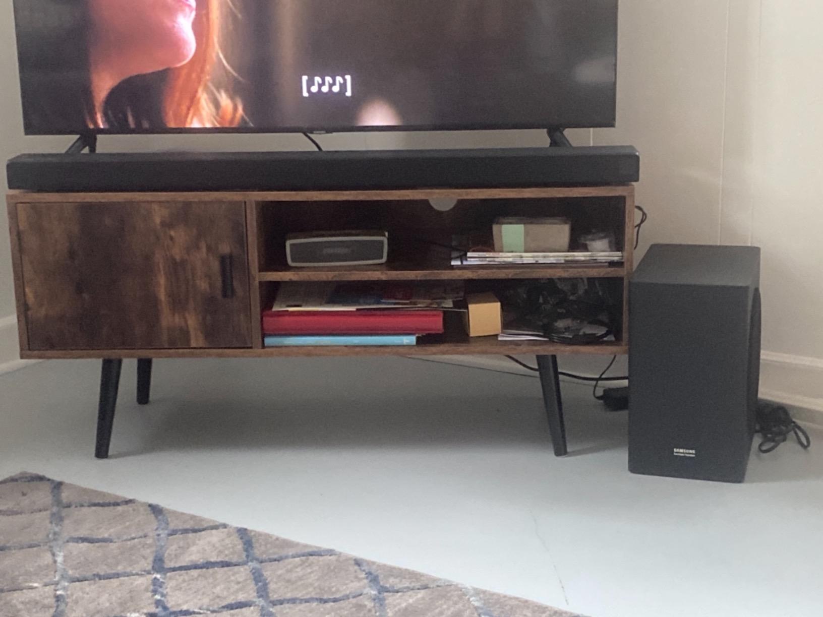 Samsung HW-Q800F 5.1.2ch Q Series Soundbar with Wireless Dolby Atmos, Game Mode Pro & Subwoofer, Q-Symphony, SpaceFit Sound Pro customer photo 2