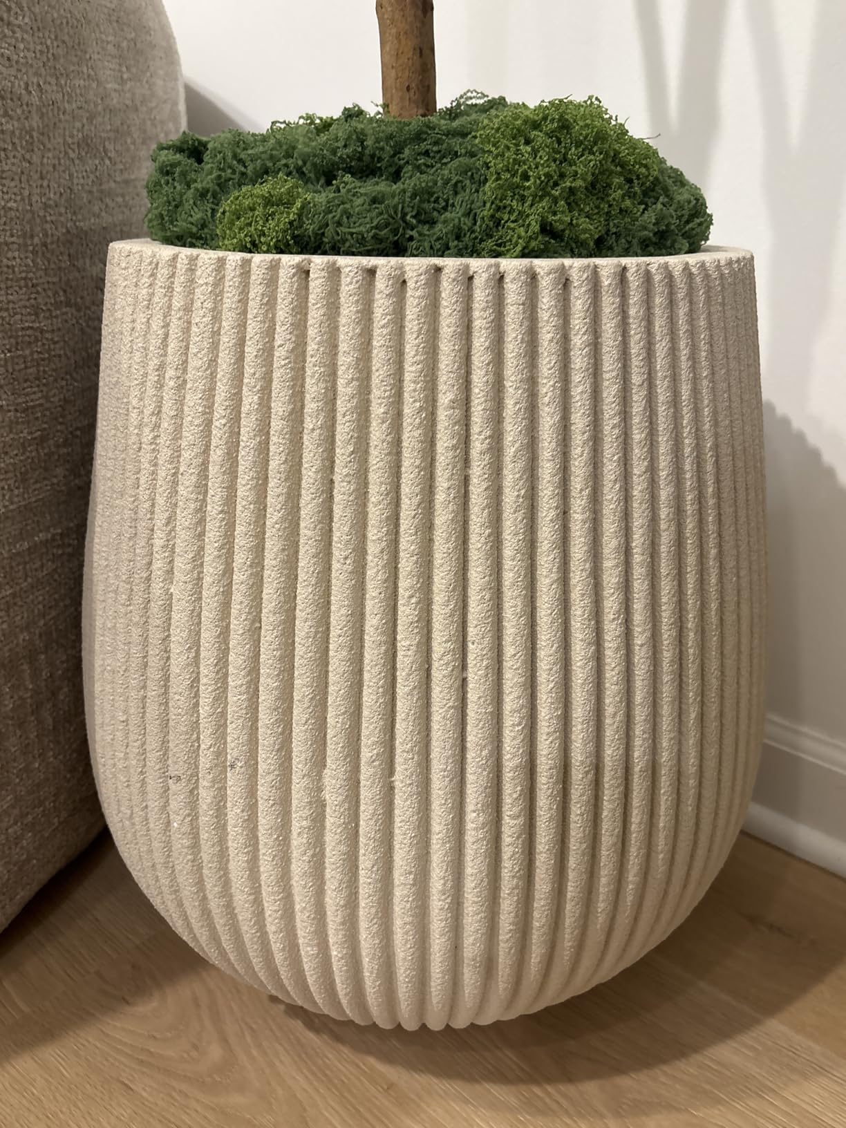 15 Inch Handmade Fiberglass Planter, Textured Stone-Effect Flower Pot, Sturdy & Durable Indoor/Outdoor Large Plant Pot for Home & Garden Decor customer photo 2