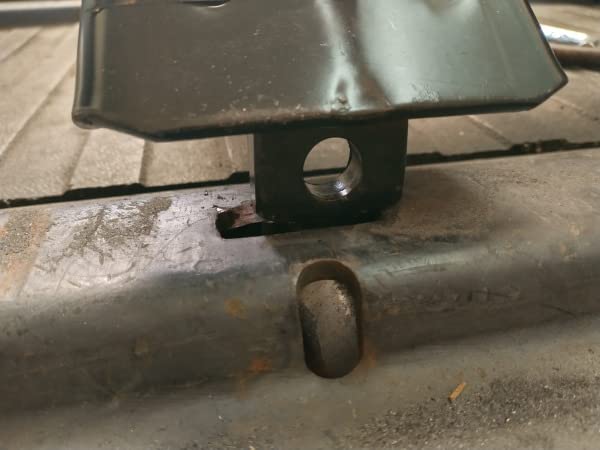 Reese 30047 16K Fifth Wheel Hitch customer photo 1