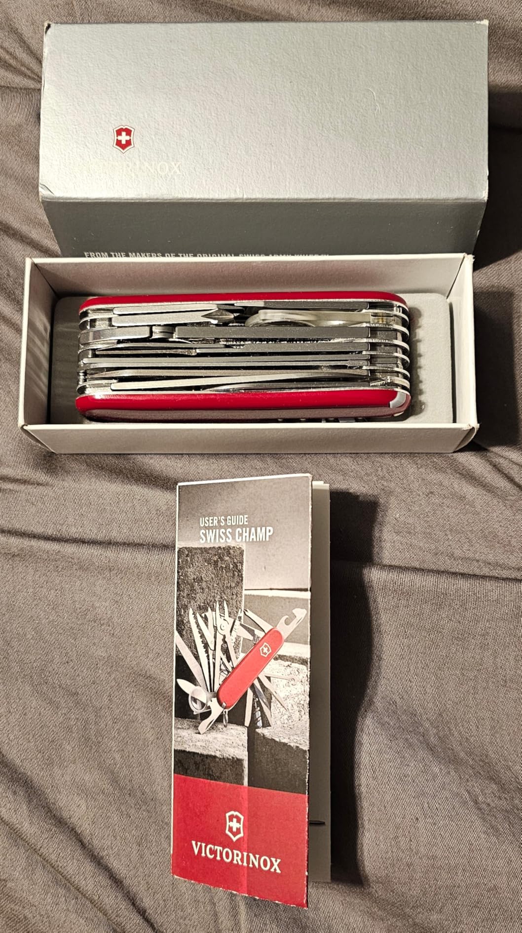 Victorinox Swisschamp Multi-Tool (Sapphire), 91mm customer photo 1