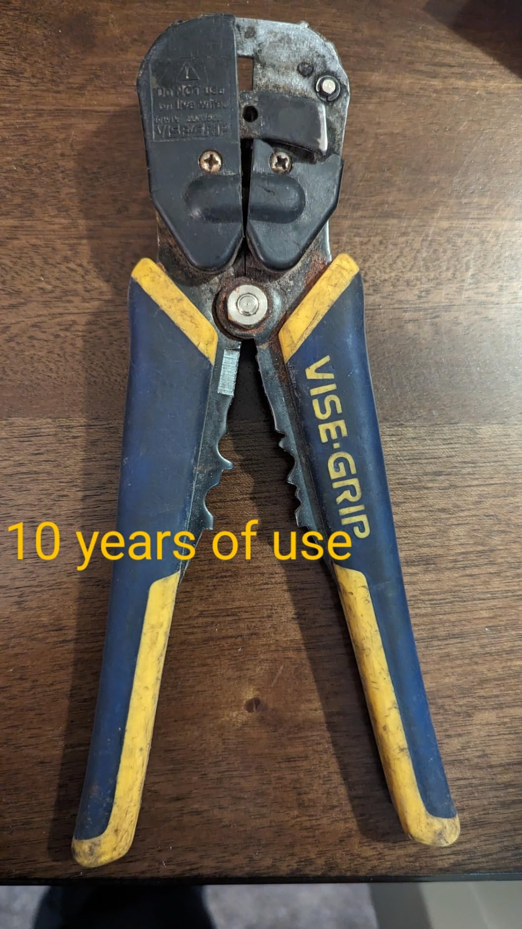 IRWIN Vise-Grip Wire Stripper, 2 Inch Jaw, Cuts 10-24 AWG, ProTouch for Comfort, Blue (2078300) customer photo 1