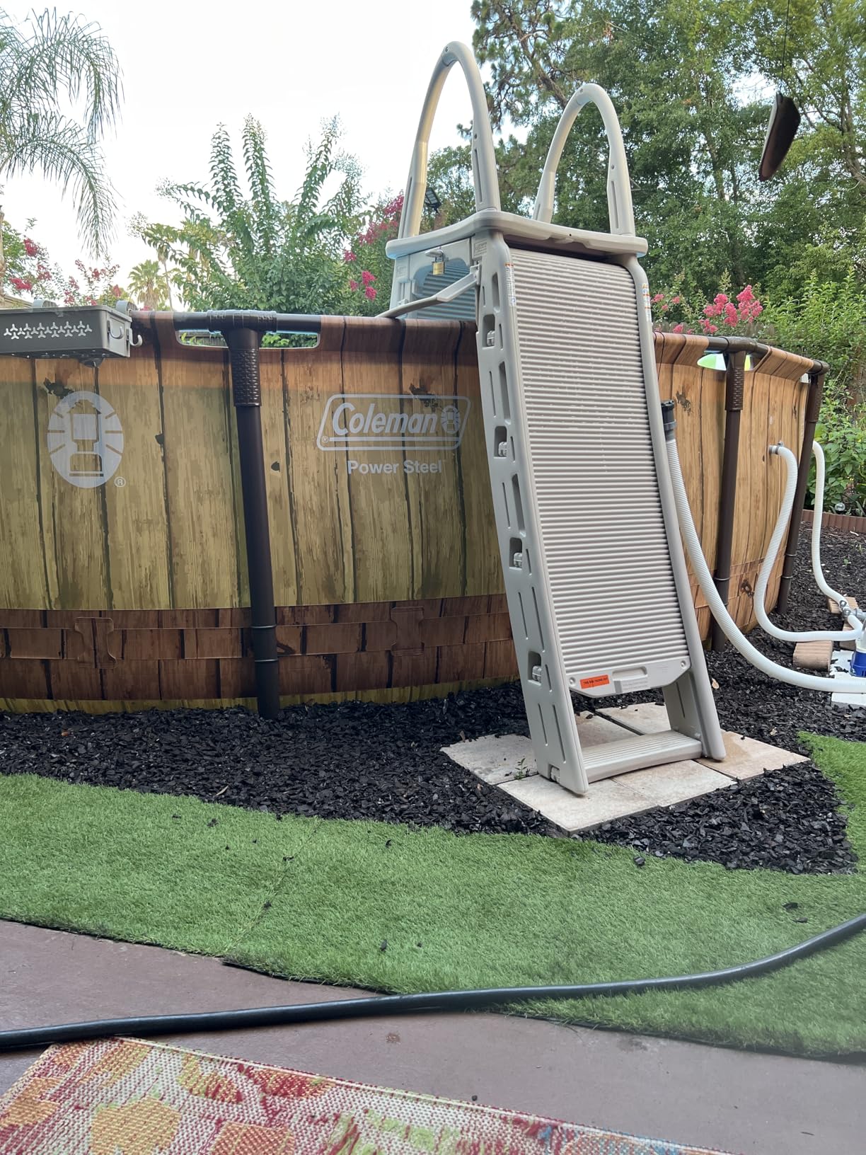 Confer Plastics 7200 Roll Guard fits Above-Ground Pool Heights from 48