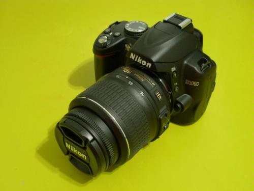 Nikon D3000 10.2MP Digital SLR Camera with 18-55mm f/3.5-5.6G AF-S DX VR Nikkor Zoom Lens customer photo 1