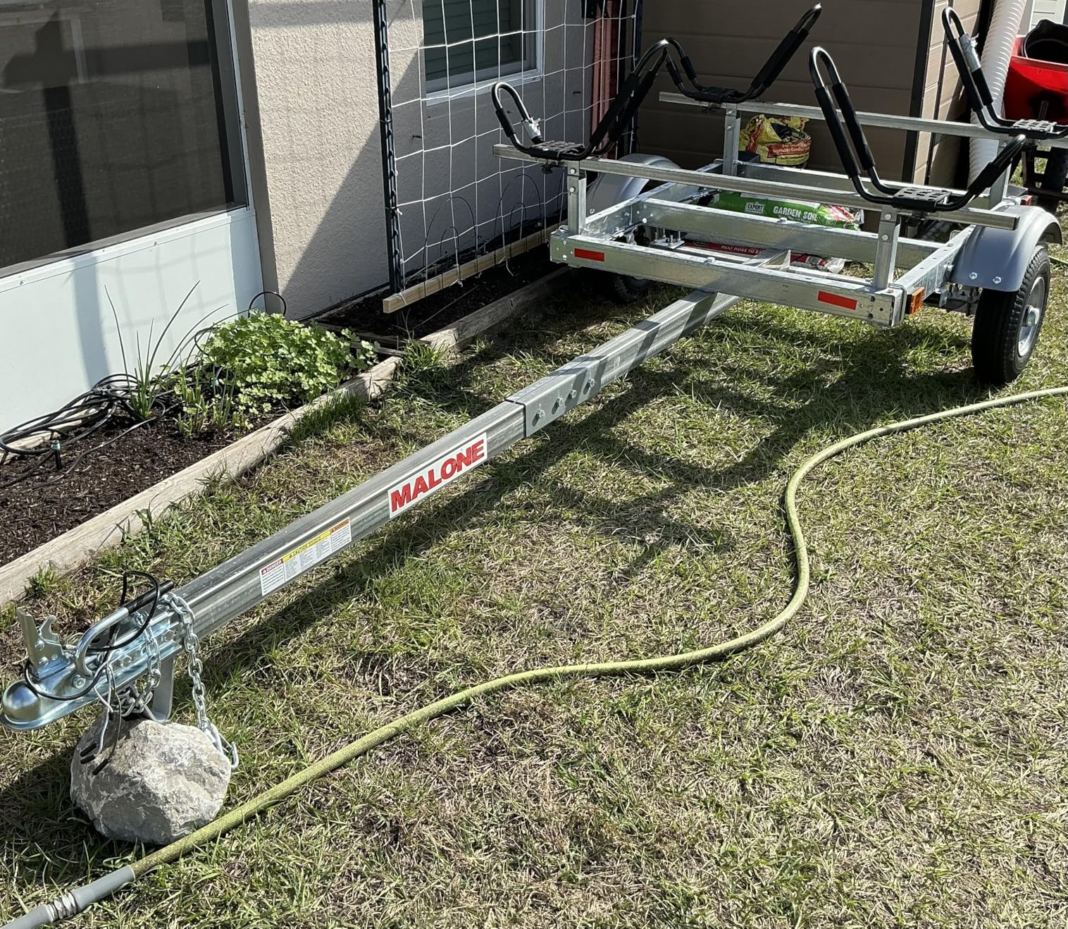 Malone MPG585 EcoLight Kayak Trailer | 14' / 400 lbs Capacity | Fully Submersible | Marine Grade Galvanized Steel Construction customer photo 2