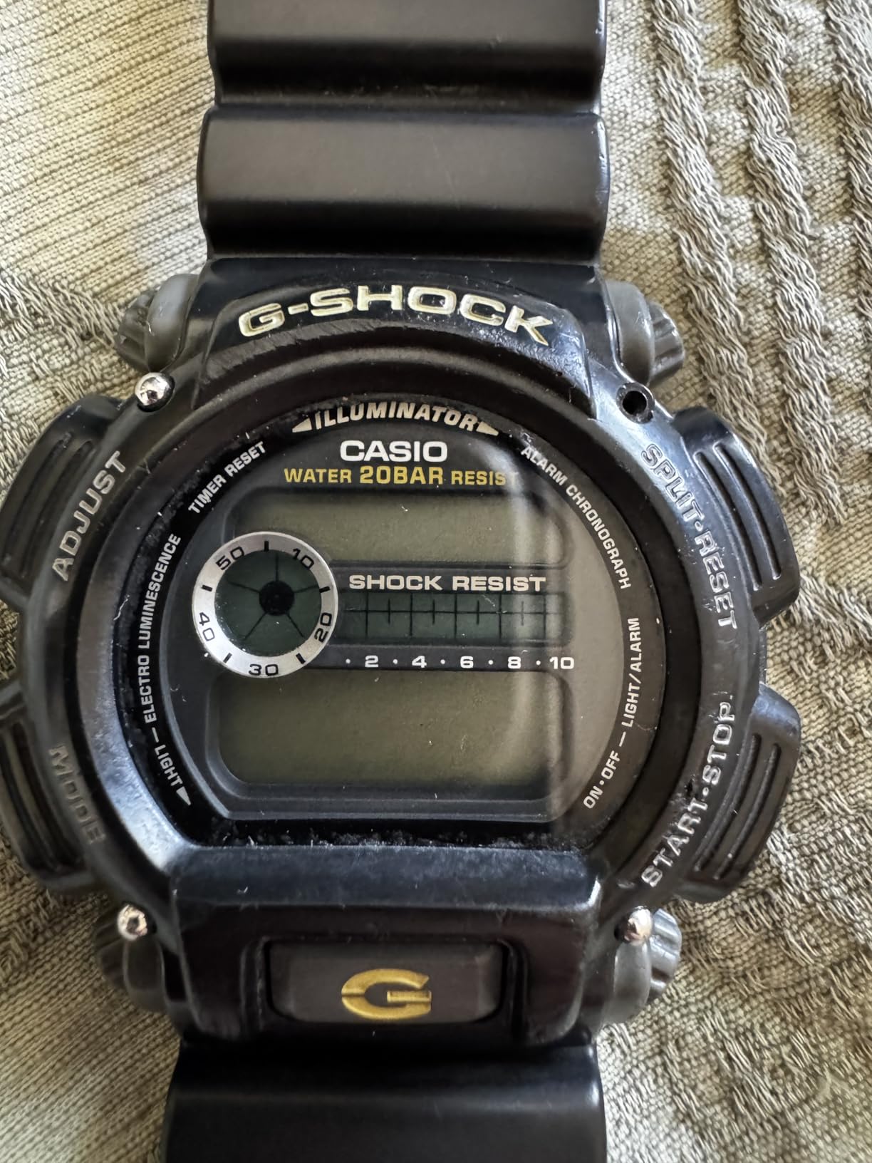 Casio DW9052 Series | Men's Digital Watch | G-SHOCK | Black/Black | 1/100 SEC Stop Watch | Countdown Timer | LED Light | 200M WR | Shock Resistant | Multi Alarm | Auto Calendar | Dual Time | 2 Yr Batt customer photo 2