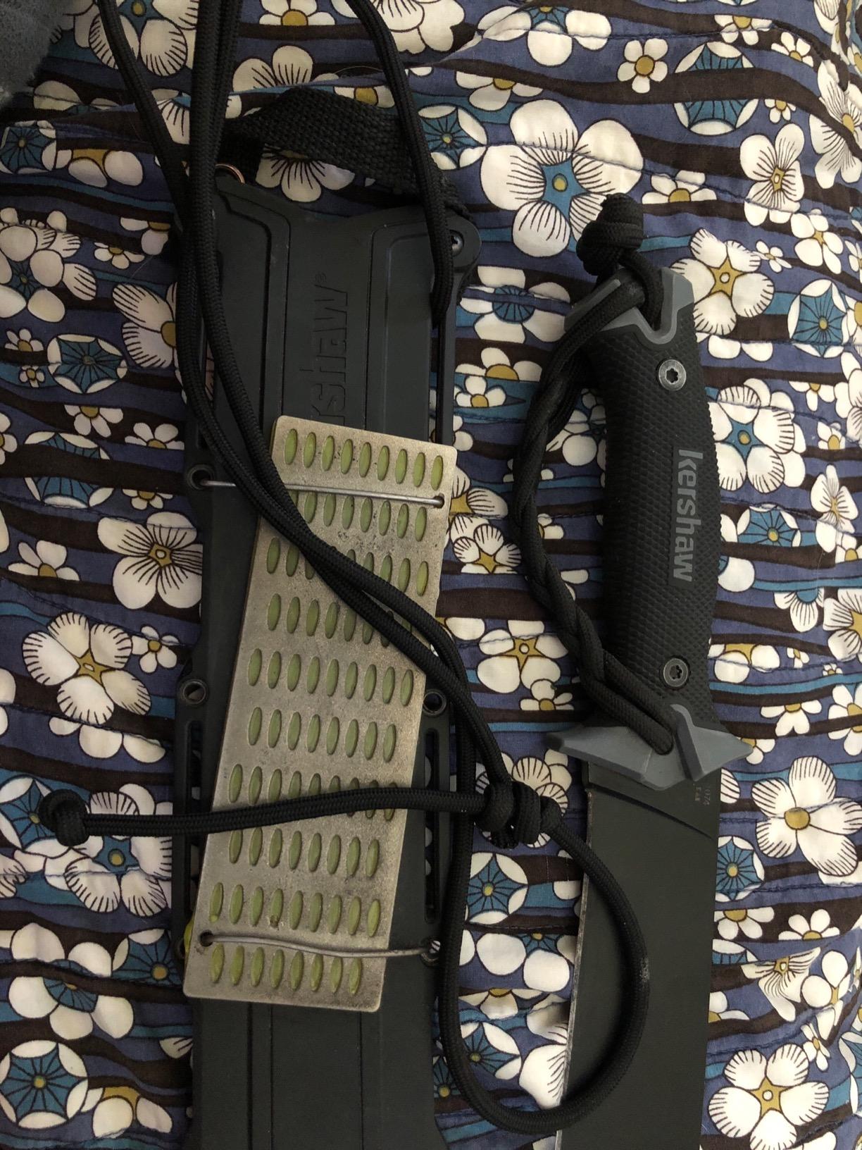 Kershaw Camp 10 Machete, Black, 10 Inch Fixed Recurve Blade, 65Mn Carbon Tool Steel, Full-Tang Blade, Includes Sheath and Straps, Machete for Yard Work, Camping, Outdoors, Bushcraft and More customer photo 1
