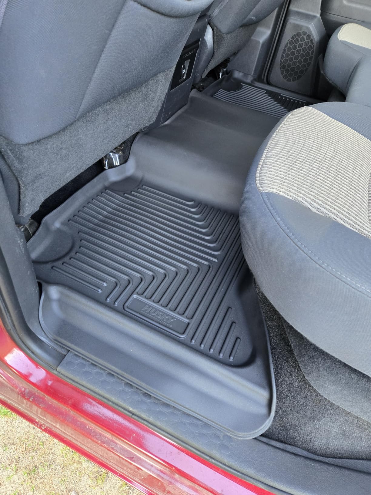 Husky Liners Weatherbeater Floor Mats | Fits 2009-2024 Ram 1500 (19-24 CLASSIC BODY ONLY) CREW CAB; 2010-2018 Ram 2500/3500 w/Auto Trans. | Front & 2nd Row, 3-pc Black - 99001 customer photo 2