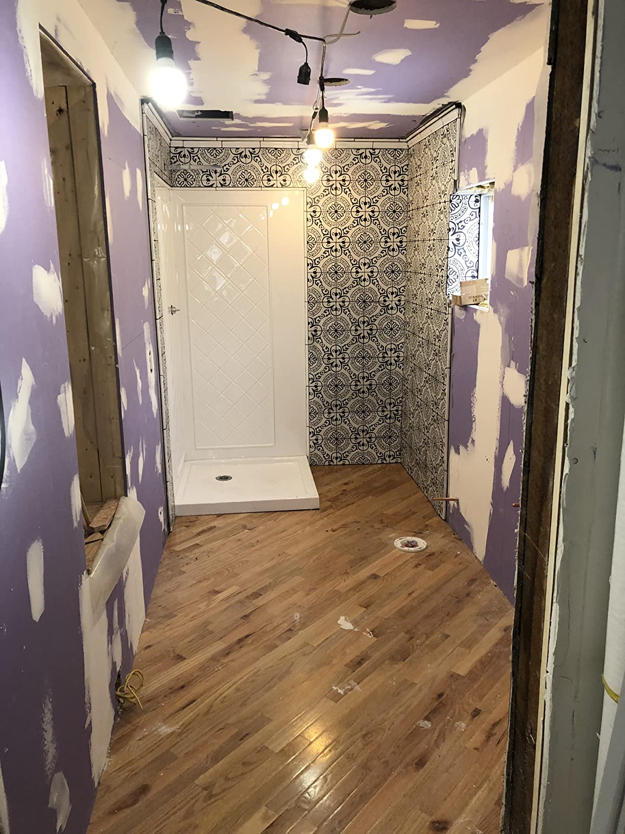 DreamLine Cornerview 36 in. D x 36 in. W x 76 3/4 in. H Framed Sliding Shower Enclosure in Chrome with White Base and Backwalls, DL-6150-01 customer photo 1