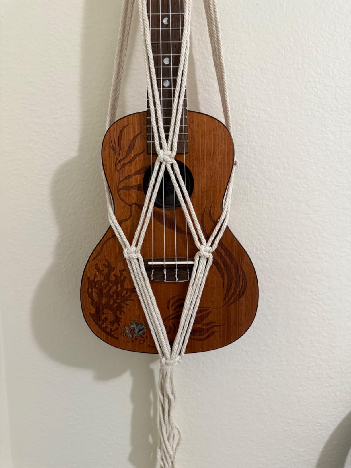 Luna UKECORAL Coral Ukulele All Solid Mahogany with Gig Bag, Satin customer photo 2