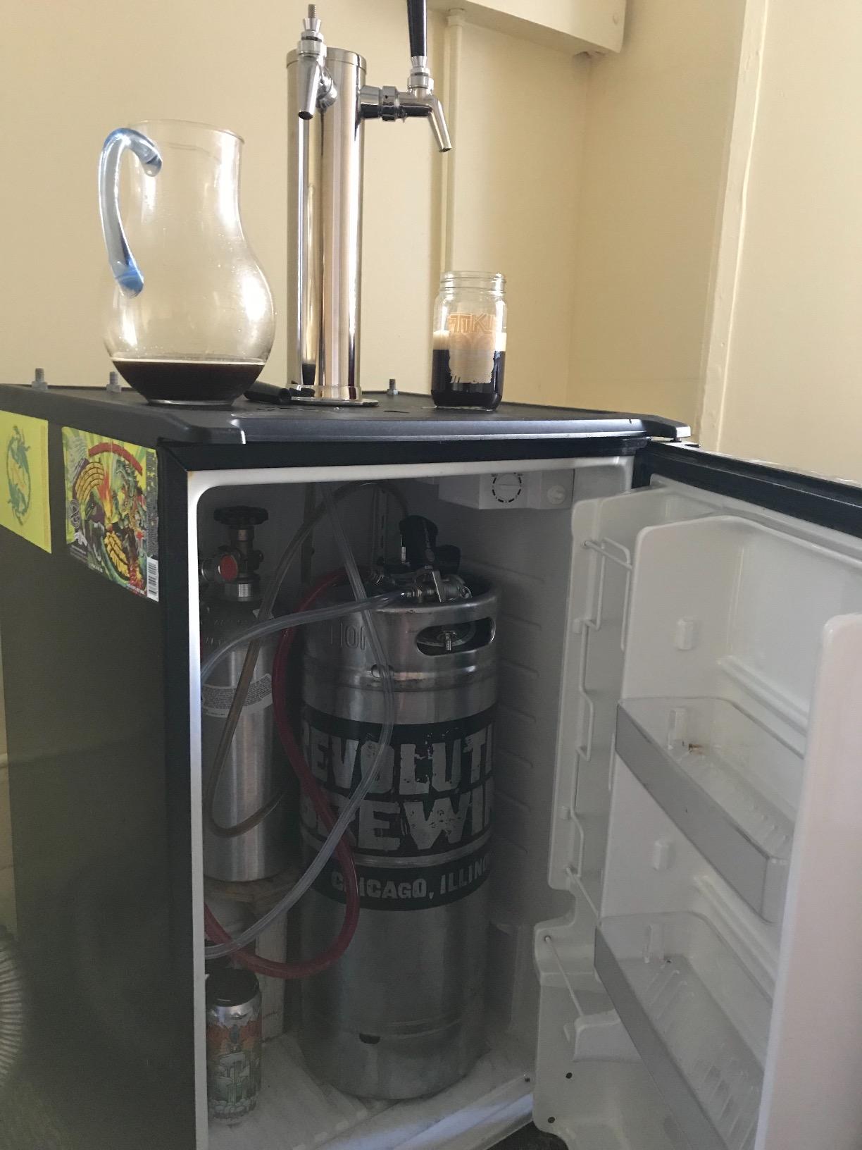 Perlick DT3F-630SS Triple Faucet Stainless Draft Beer Tower with Perlick 630SS Faucets customer photo 1