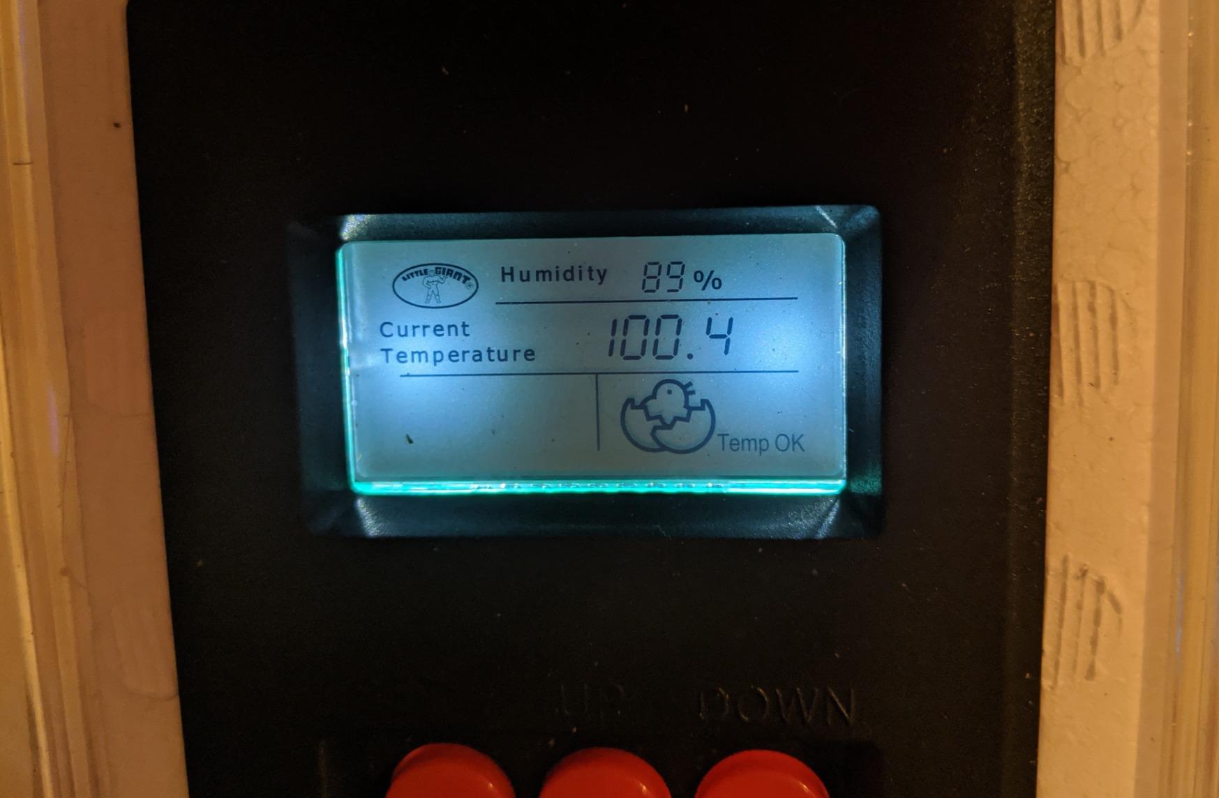 Little Giant White Miller Manufacturing Company 9300 Digital Still Air Incubator customer photo 1