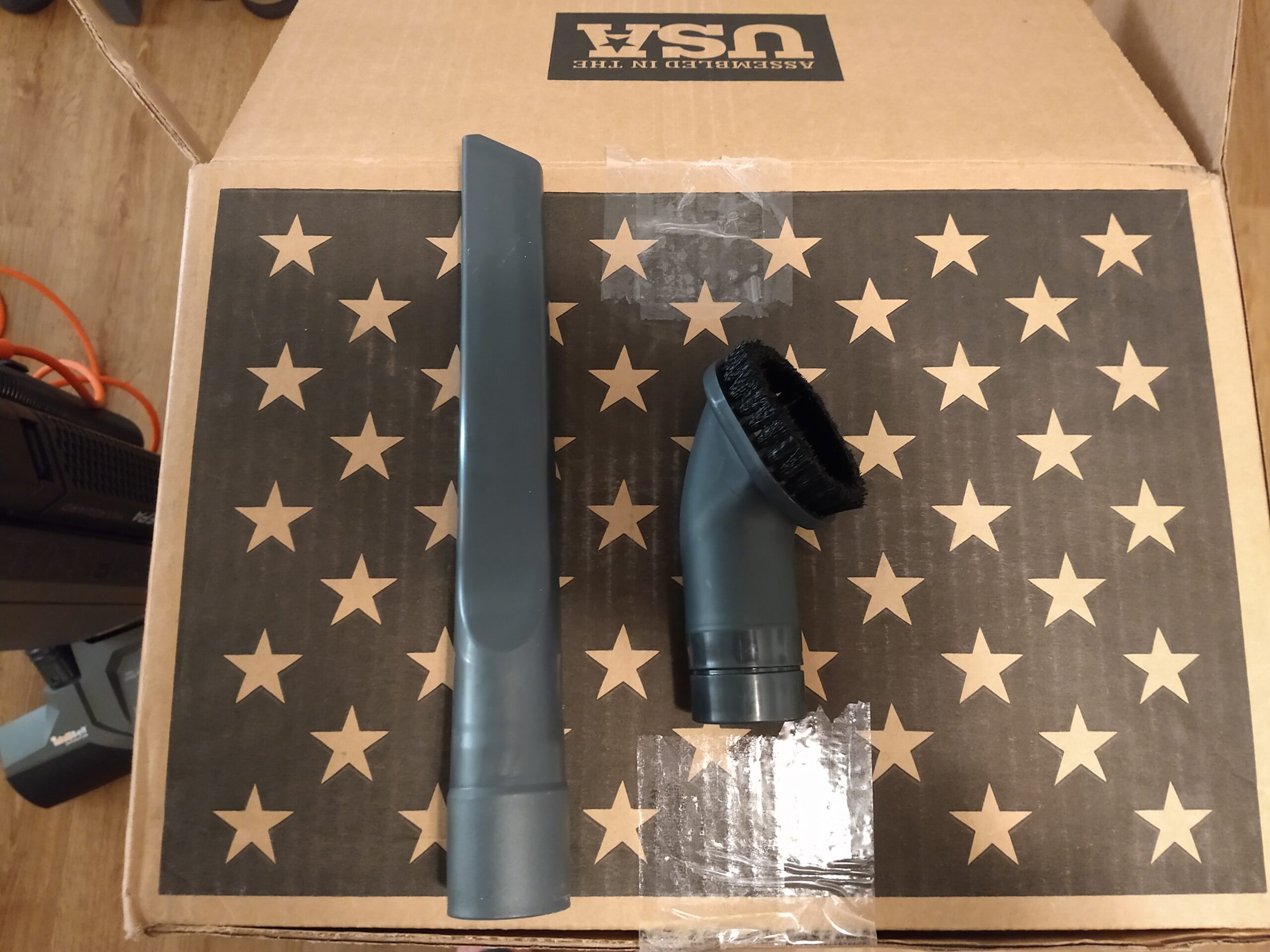 Hoover HushTone Commercial Vacuum Cleaner, 13 Inch, Bagged Upright Vac, Hexaguard HEPA Filter, Traps 99% of Dust, Dirt and Pollens, 40 Foot Cord customer photo 2
