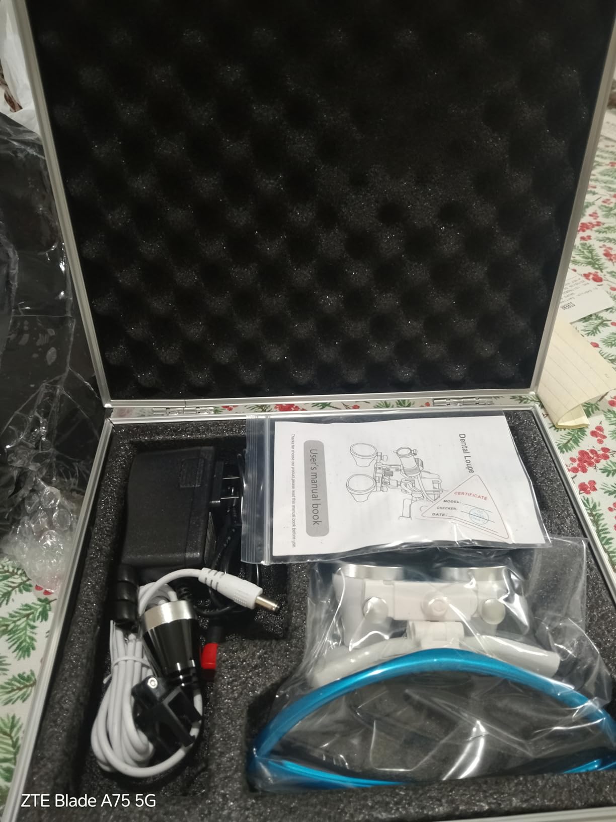 Dental Binocular Loupes 3.5X 420mm + LED Head Light Lamp + Aluminum Box (Blue) customer photo 2