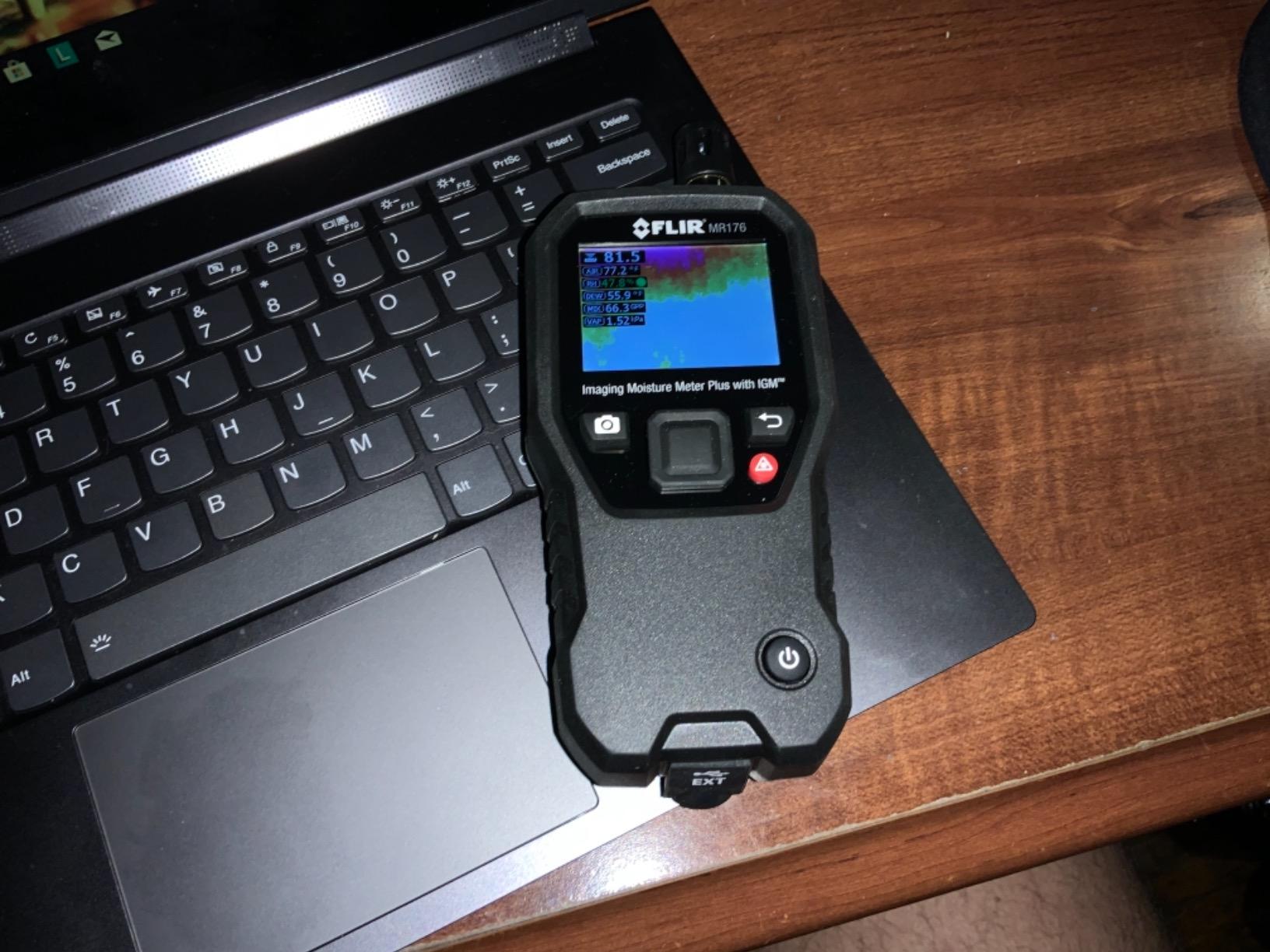 FLIR MR176 Thermal Imaging Moisture Meter with IGM, Replaceable Hygrometer, Pin and Pinless customer photo 2