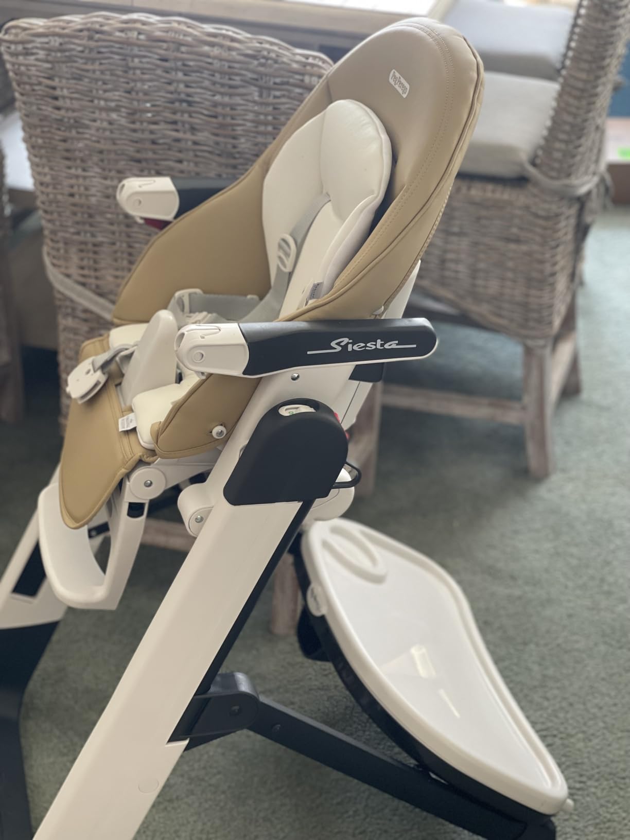 Peg Perego Siesta, Grow With Baby Folding High Chair & Recliner, Height Adjustable, Quick Clean & Easy Push Wheels For Babies & Toddlers, Made in Italy, Ice (Grey) customer photo 1