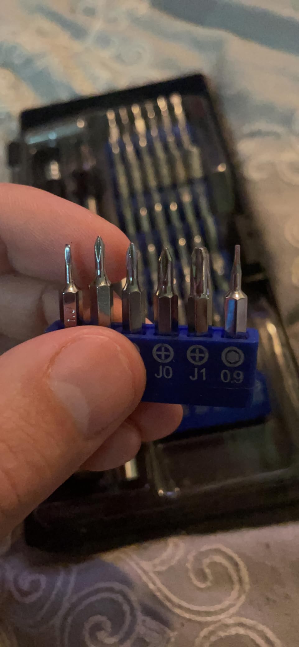 ORIA Precision Screwdriver Set, 61 in 1 Small Screwdriver Set with 57 Precision Bits, Portable Repair Tool Kit, Magnetic Screw Driver Kit with Extension Rod for Smartphone, PC, Watch, Toys, Blue customer photo 2
