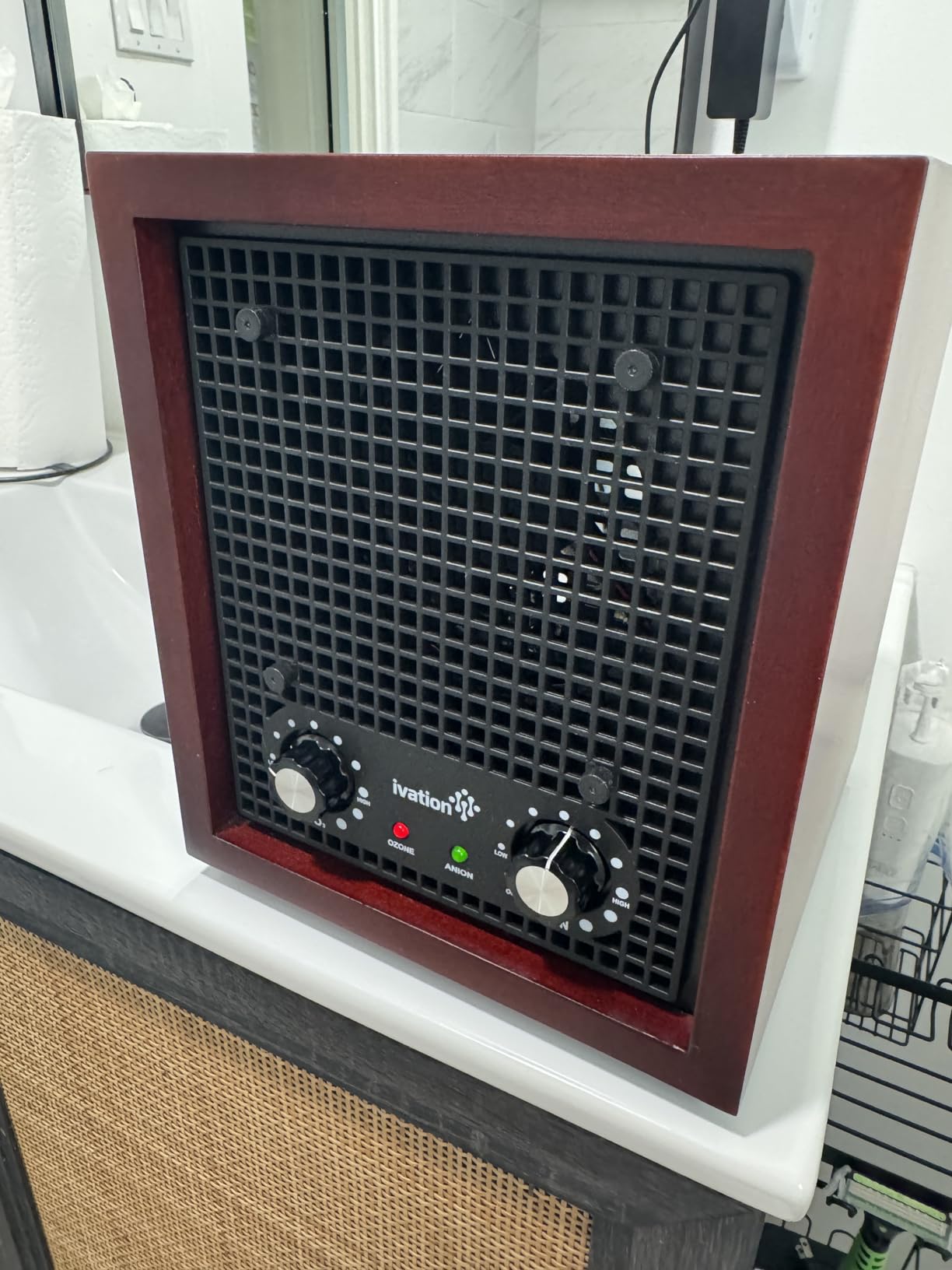 Ivation Ozone Generator Air Purifier, Ionizer & Deodorizer -Purifies Up to 3,500 Sq/Ft -Great for Dust, Pollen, Pets, Smoke & More Cherry customer photo 1
