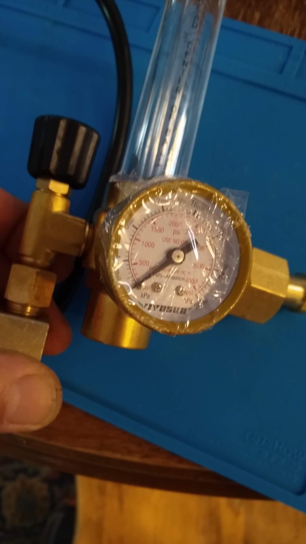 VIVOSUN Hydroponics CO2 Regulator System with Solenoid Valve Flowmeter customer photo 2