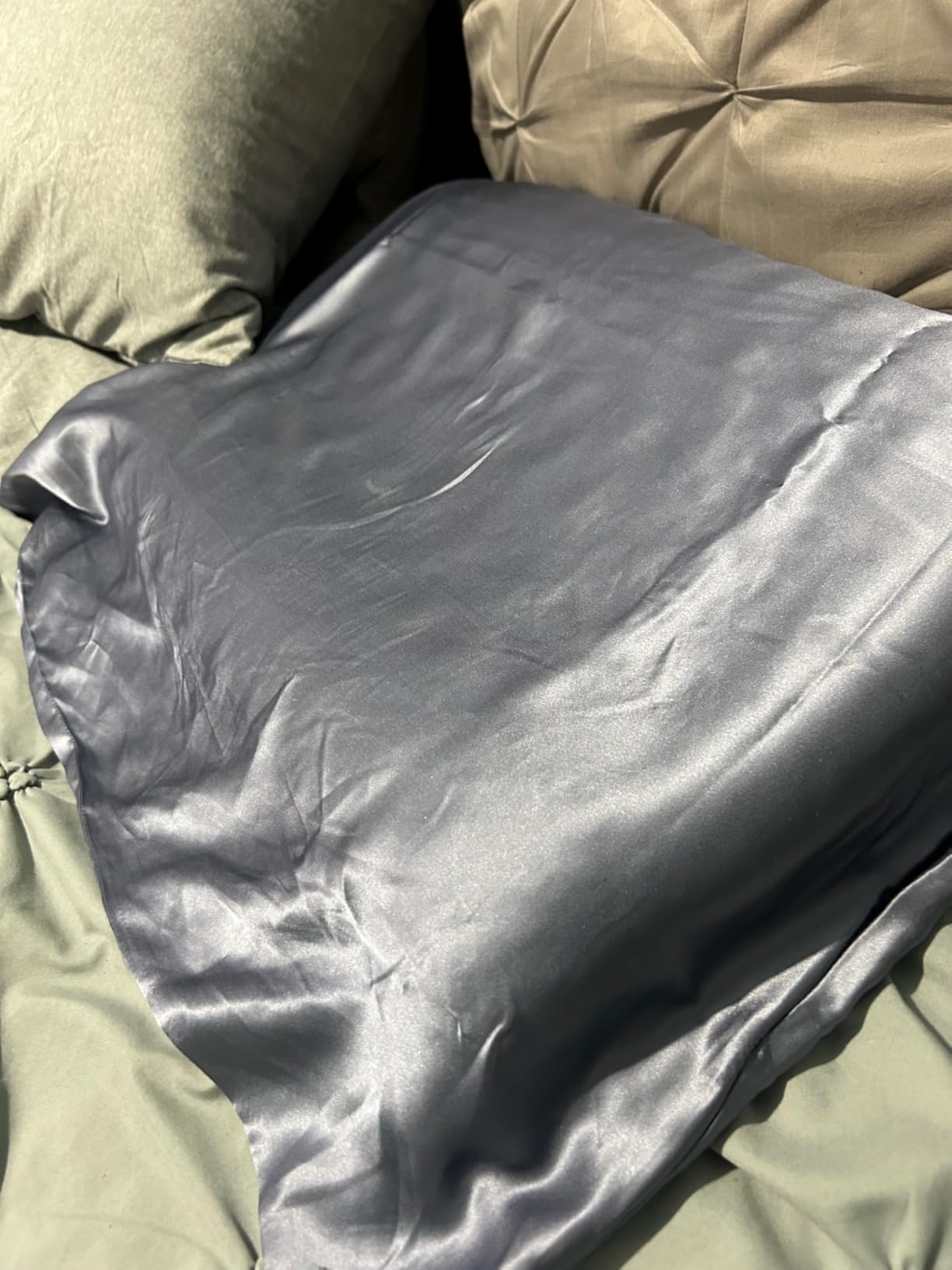 ZIMASILK 100% Pure Mulberry Silk Pillow Cases for Hair and Skin, Soft, Hypoallergenic & Smooth, Both Sides Grade 6A Silk, with Hidden Zipper, Gift for Women Men, 1pc (Queen 20''x30'', Taupe) customer photo 1