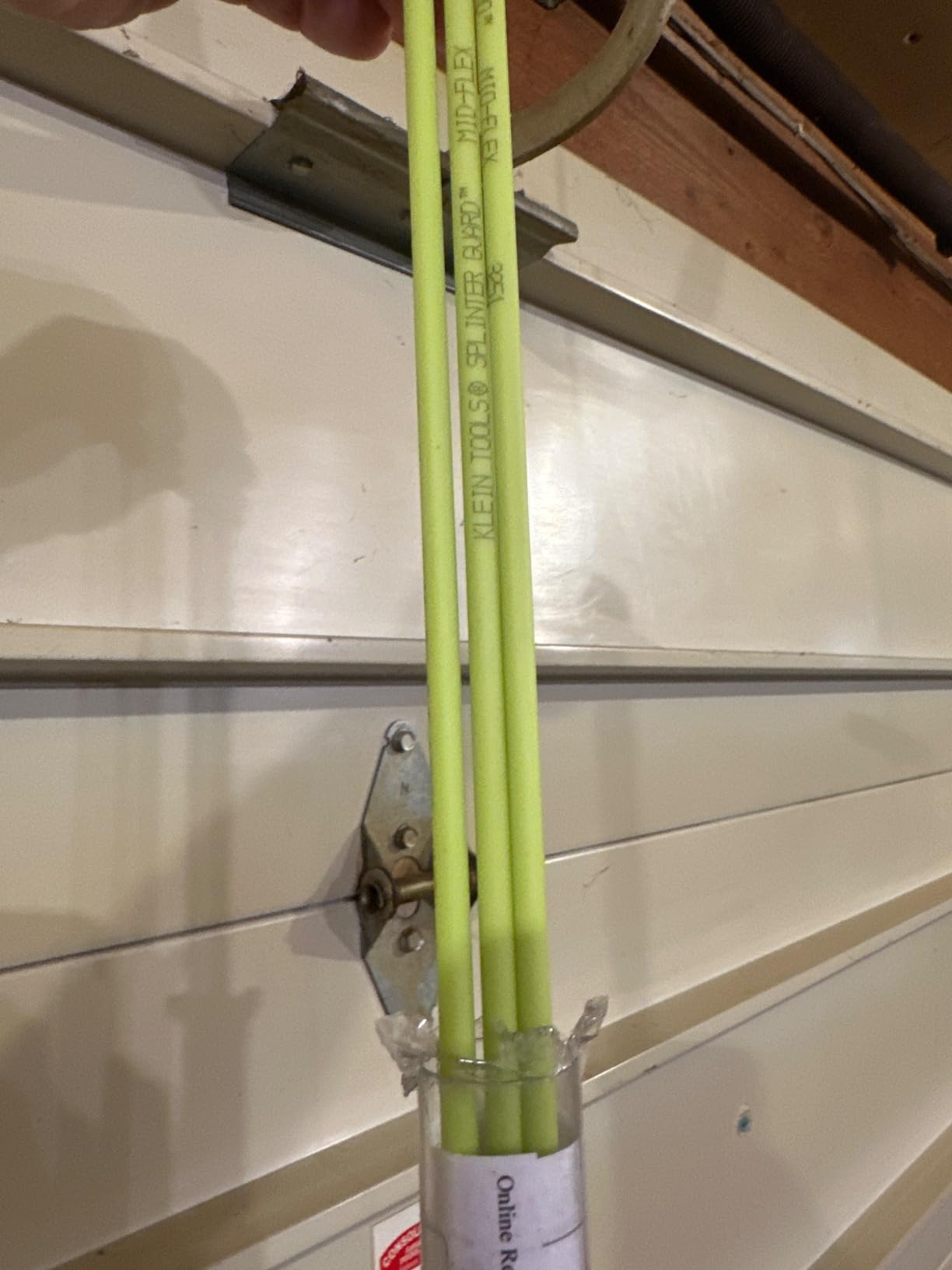 KLEIN TOOLS 56430 Glow Fish Rod Set, Wire Puller, 30-Foot customer photo 2