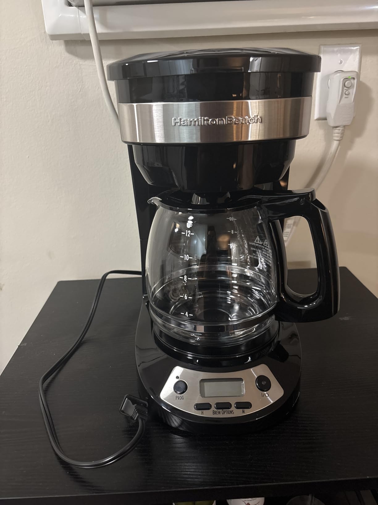 Hamilton Beach 12 Cup Programmable Drip Coffee Maker Machine, Regular & Bold Brew Options, Auto Pause and Pour, Glass Carafe, Black with Stainless Accents (46299J) customer photo 1