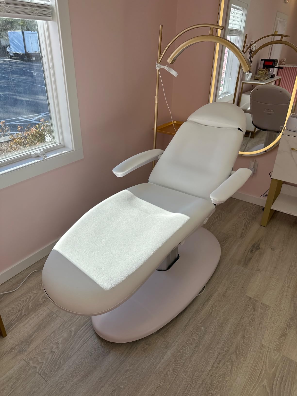 SKINACT Venus Electric Medical Spa Treatment Table & Chair with Wired Hand Remote Control, Adjustable Multi-Function Esthetician Bed for Facial, Med Spa, Massage & Beauty Treatments, White customer photo 2