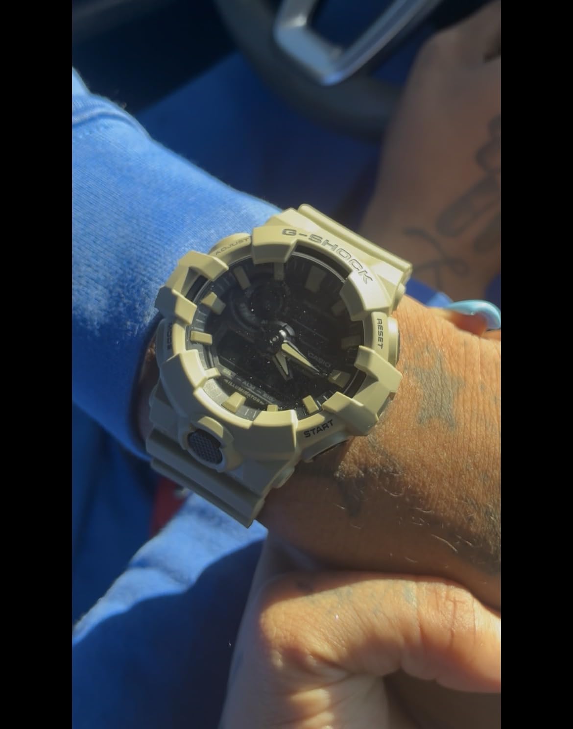 Men's 700UC Series G-Shock Quartz 200M WR Shock Resistant Resin Strap and Case customer photo 2