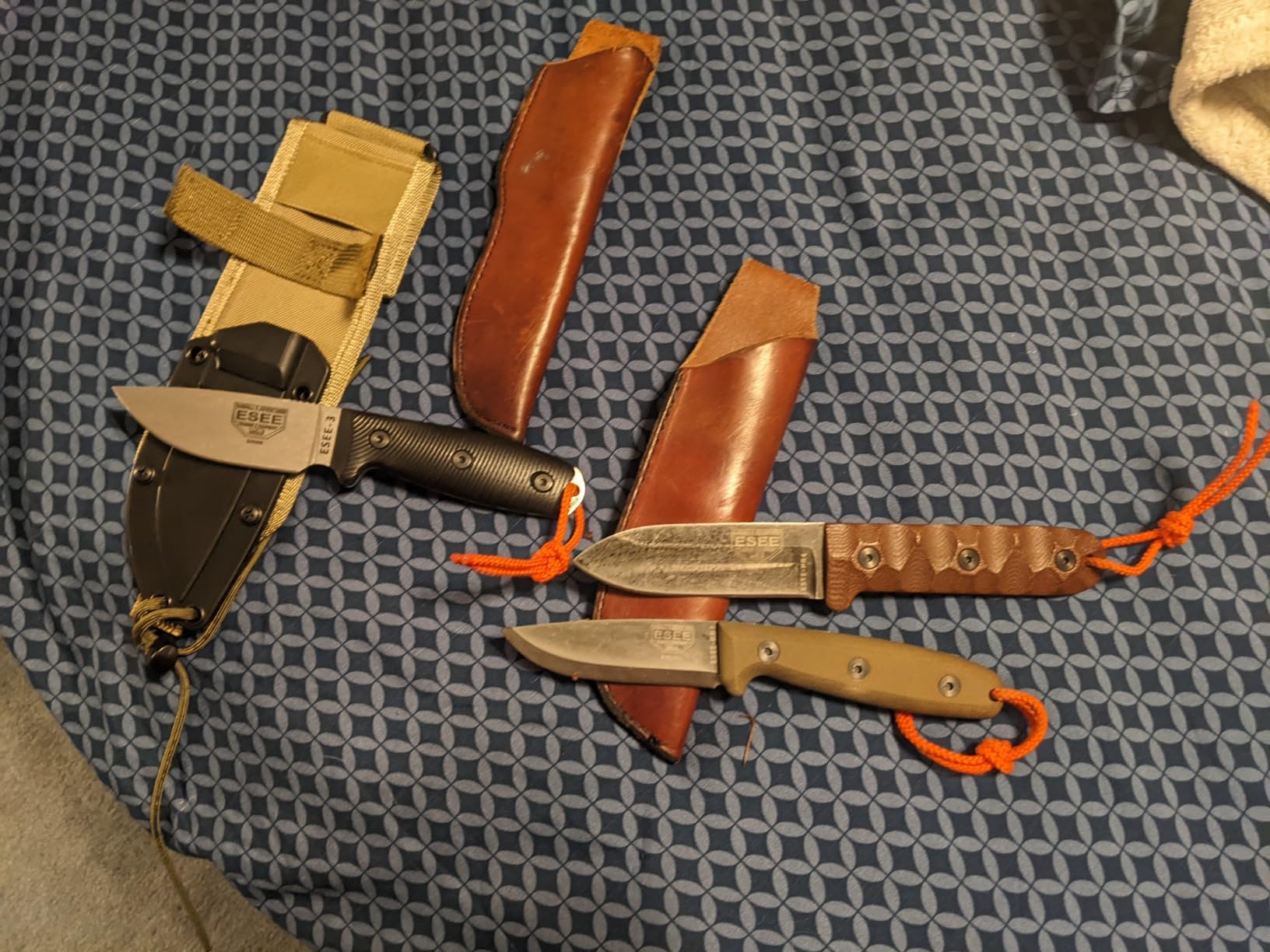 ESEE RB3 Reuben Bolieu Fixed Blade Survival Knife, Leather Sheath, Made In USA (Black Oxide Finish, Brown Leather Sheath (Right)) customer photo 1