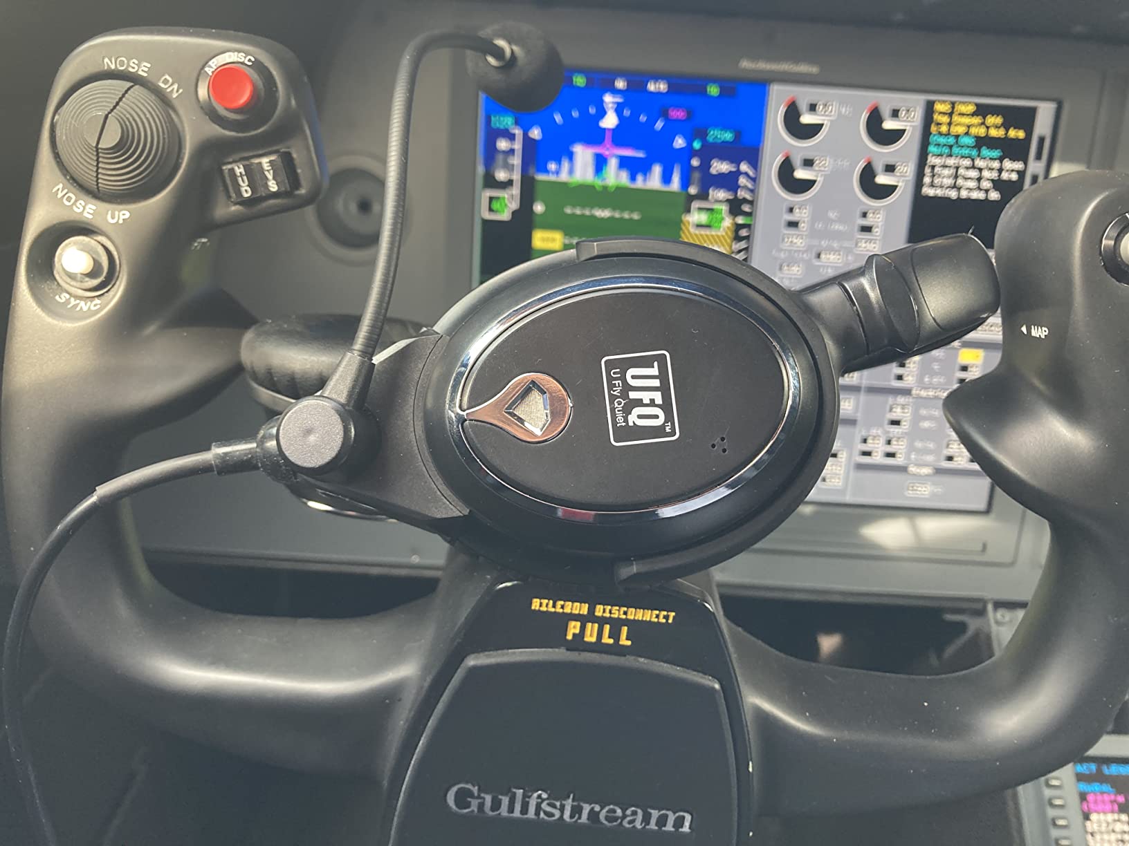 UFQ A7 ANR Aviation Headset - Ultra Light Weight, ANR Active Noise Reduction, Clear Communication, Durable, Great Sound Quality for comms and Music with MP3 Input, Free Headset Bag customer photo 2