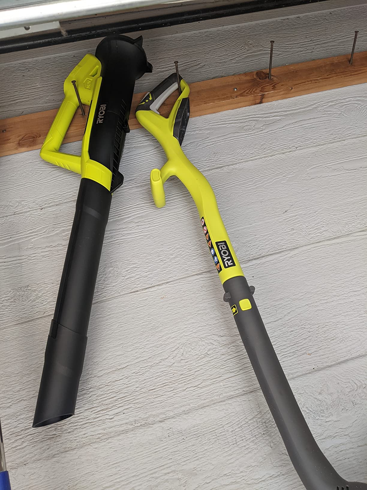 Ryobi One ONE+ 18-Volt Lithium-Ion String Trimmer/Edger and Blower Combo Kit with 2.0 Ah Battery and Charger customer photo 1