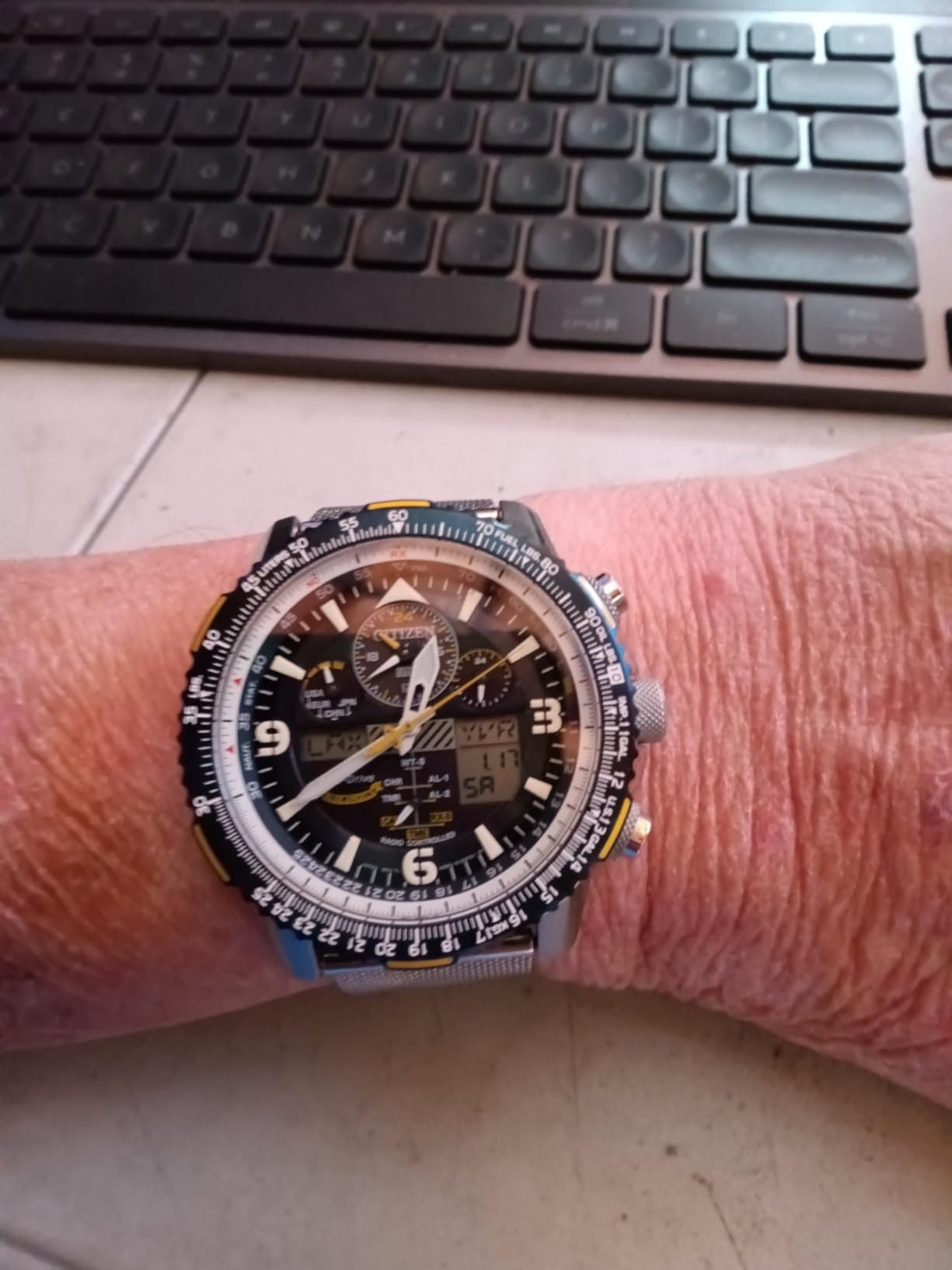 Citizen Men's Eco-Drive Promaster Air Skyhawk Atomic Time Keeping Pilot Watch, JY8078-01L customer photo 1