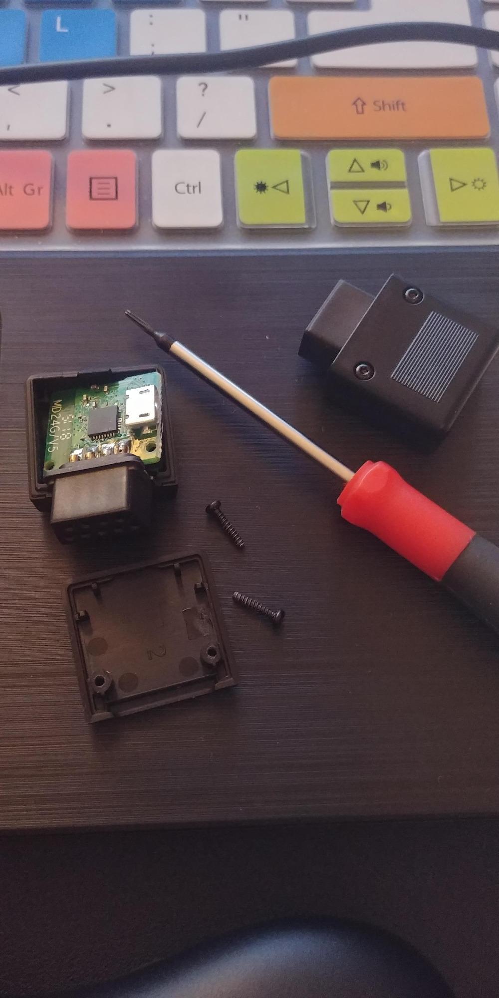 8Bitdo M30 2.4G Wireless Gamepad for the Original Sega Genesis and Sega Mega Drive - Black customer photo 1