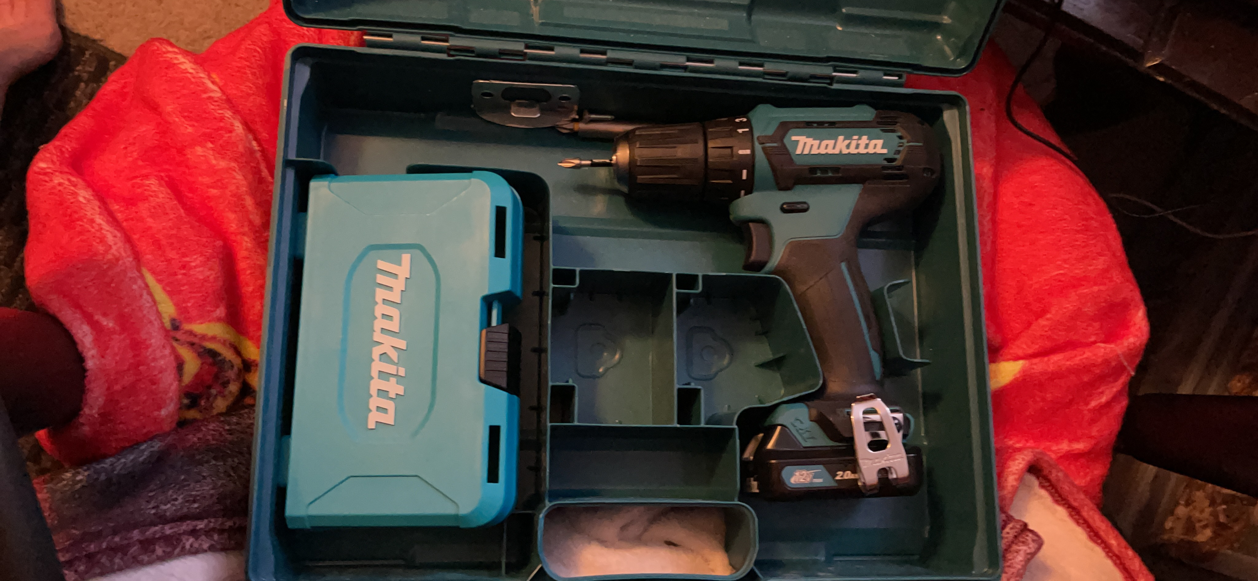 Makita FD09R1 12V max CXT Lithium-Ion Cordless 3/8