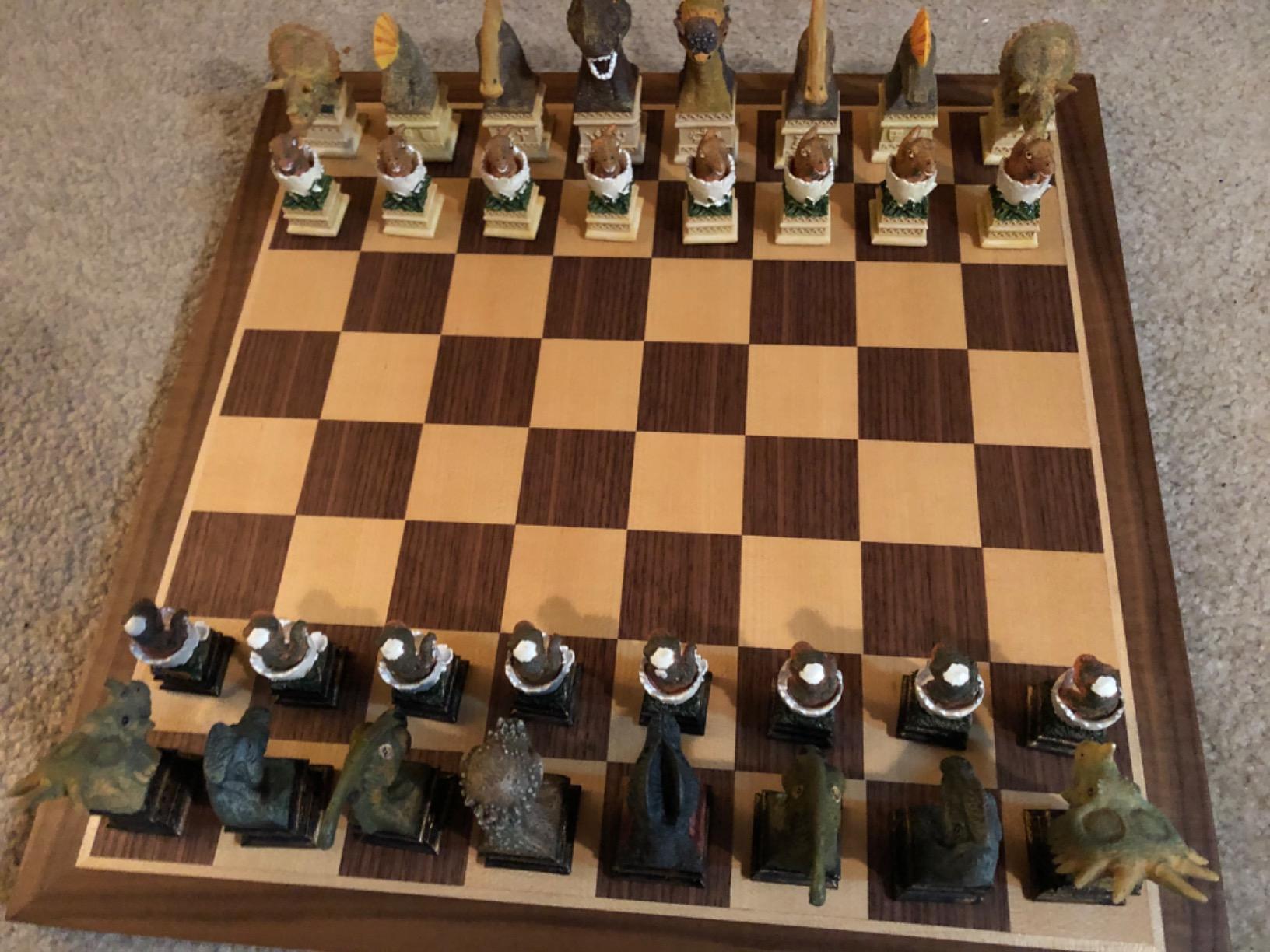 Monroe Extra Thick Chess Board with Inlaid Walnut and Maple Wood, Large 18 x 18 Inch, Board Only customer photo 1