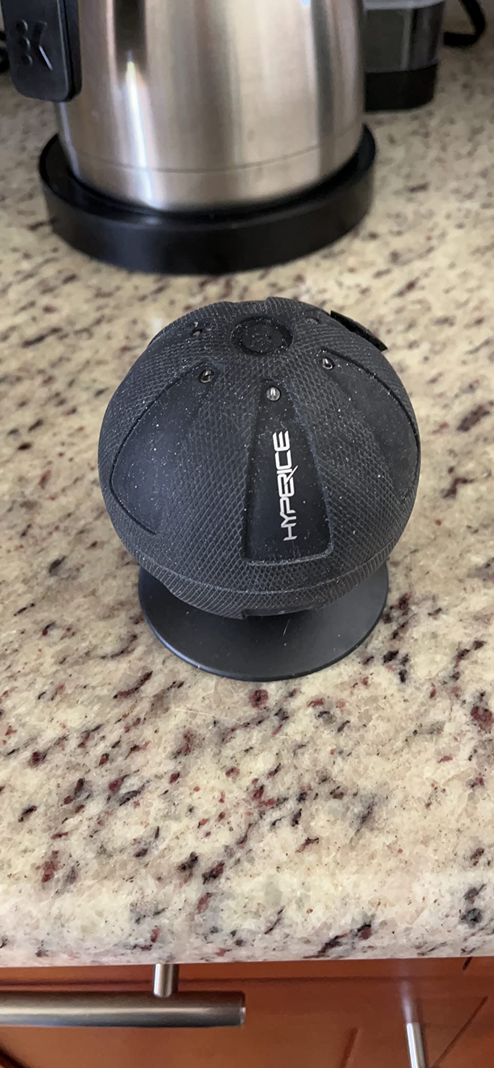 Hypersphere Go - Vibrating Massage Ball for Muscle Recovery, Myofascial Release and Soreness Relief - Portable Fitness Massager, Perfect for use at the Gym, or at Home customer photo 2
