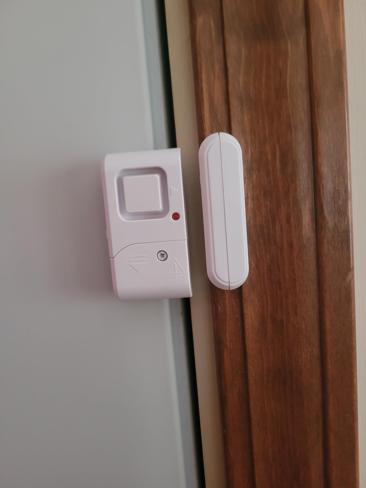 UltraPro Personal Security Window and Door Alarm, 12 Pack, DIY Protection, Burglar Alert, Wireless Chime/Alarm, Easy Installation, Home Security, Ideal for Home, Garage, Apartment, White, 45989 customer photo 1