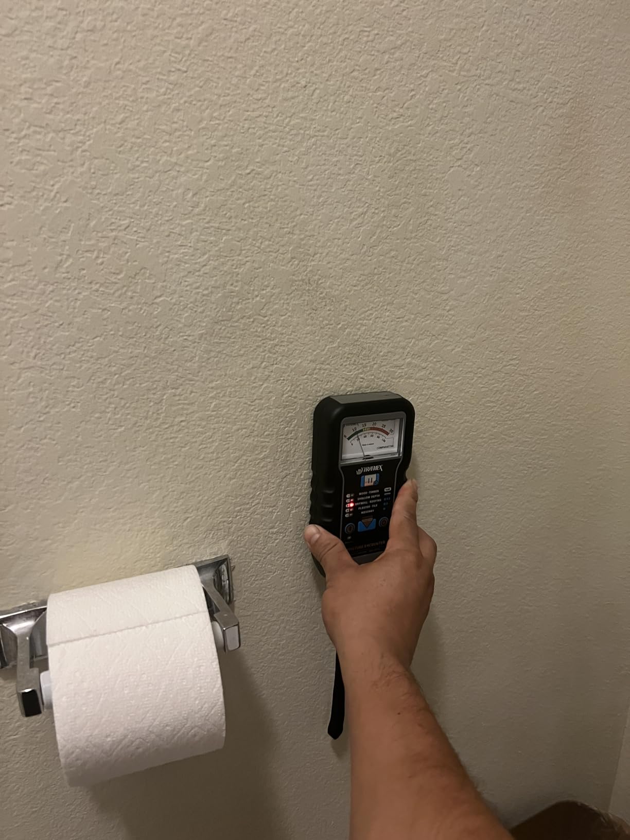Tramex Moisture Encounter ME5 Pinless Meter for Measuring Moisture Content in Wood, Drywall & Building Materials customer photo 2