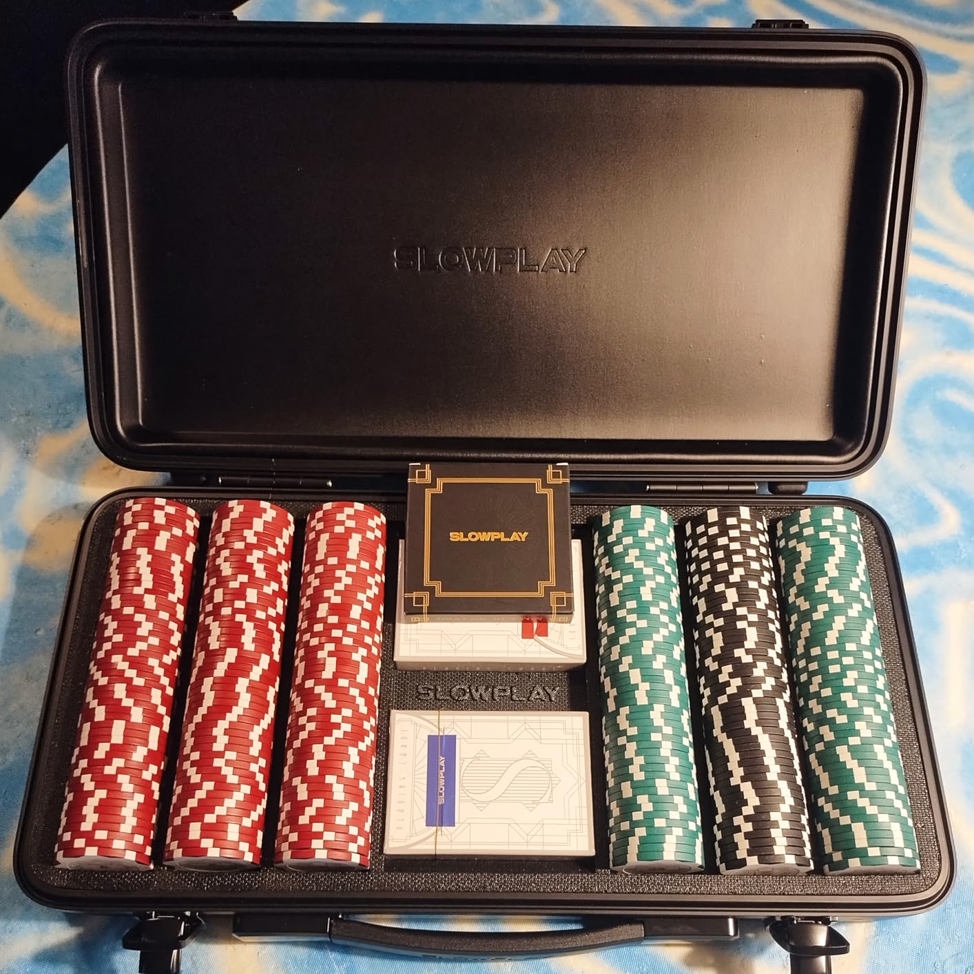 SLOWPLAY Nash 14g Clay Poker Chip Set Black Gold Edition- 500PCS Full Set for Texas Hold'em | Numbered Chips: 1, 5, 25, 100, 500, 1000 | Premium Case with Durable German Polycarbonate Shell customer photo 1