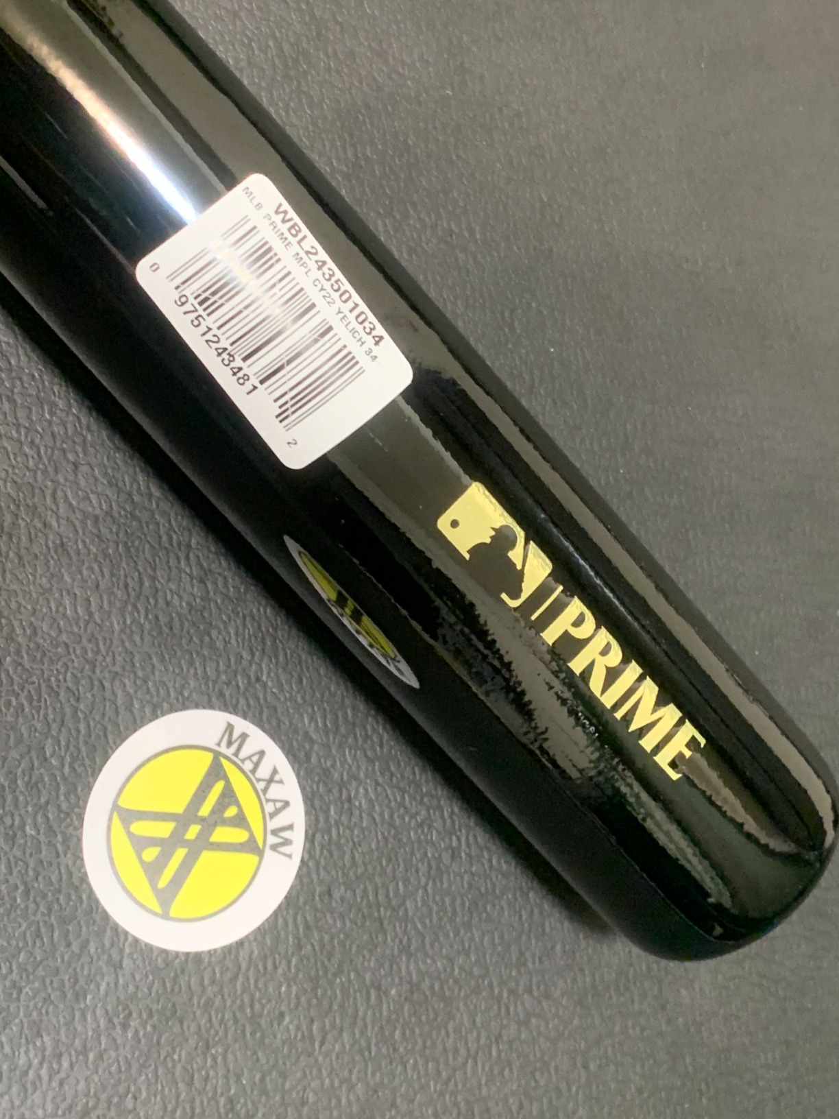 Louisville Slugger Prime Yelich - Maple Cy22 Wood Baseball Bat customer photo 1