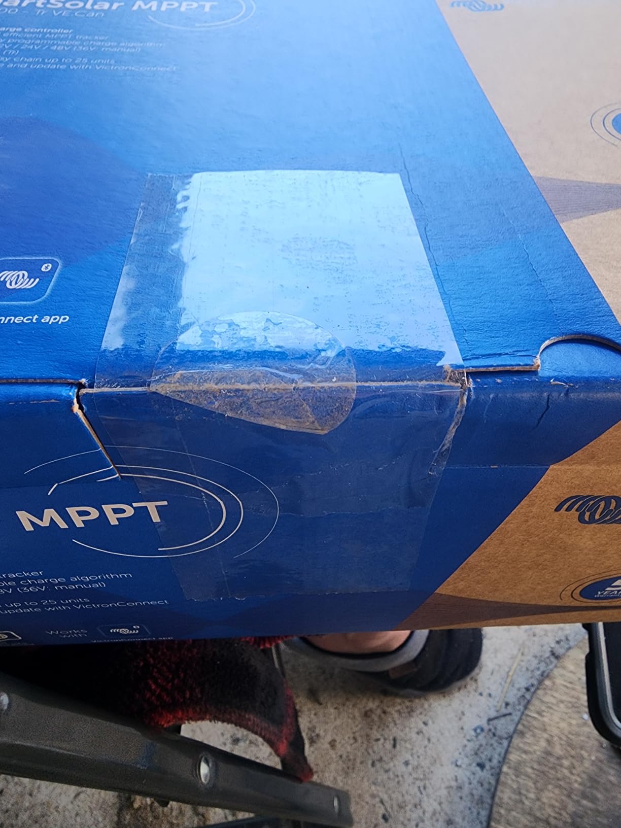 Victron Energy SmartSolar MPPT Tr VE.Can Solar Charge Controller (Bluetooth) - 250V, 100 amp, 12/24/36/48-Volt customer photo 1