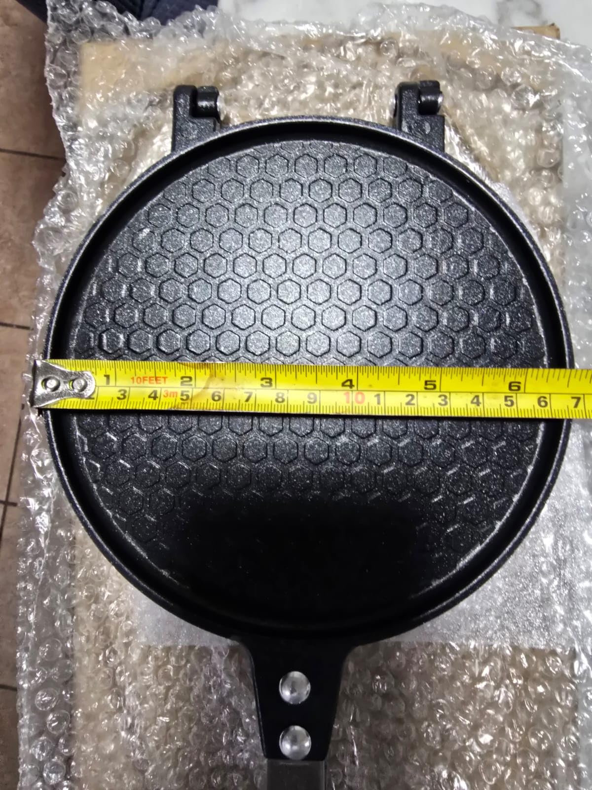 Dyna-Living Waffle Cone Maker Home Use Ice Cream Cone Maker 6.7'' Waffle Maker Non-stick Egg Roll Maker Waffle Bowl Maker for DIY Ice Cream Waffle Cone Desserts customer photo 2