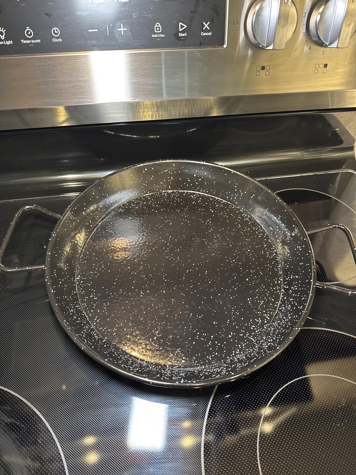 Machika Enamel Paella Pan | Skillet for Paella and Rice Recipes | Perfect for Indoor & Outdoors | Easy Cleaning | Rust Proof Coating | 19 Servings | 24 inches customer photo 1
