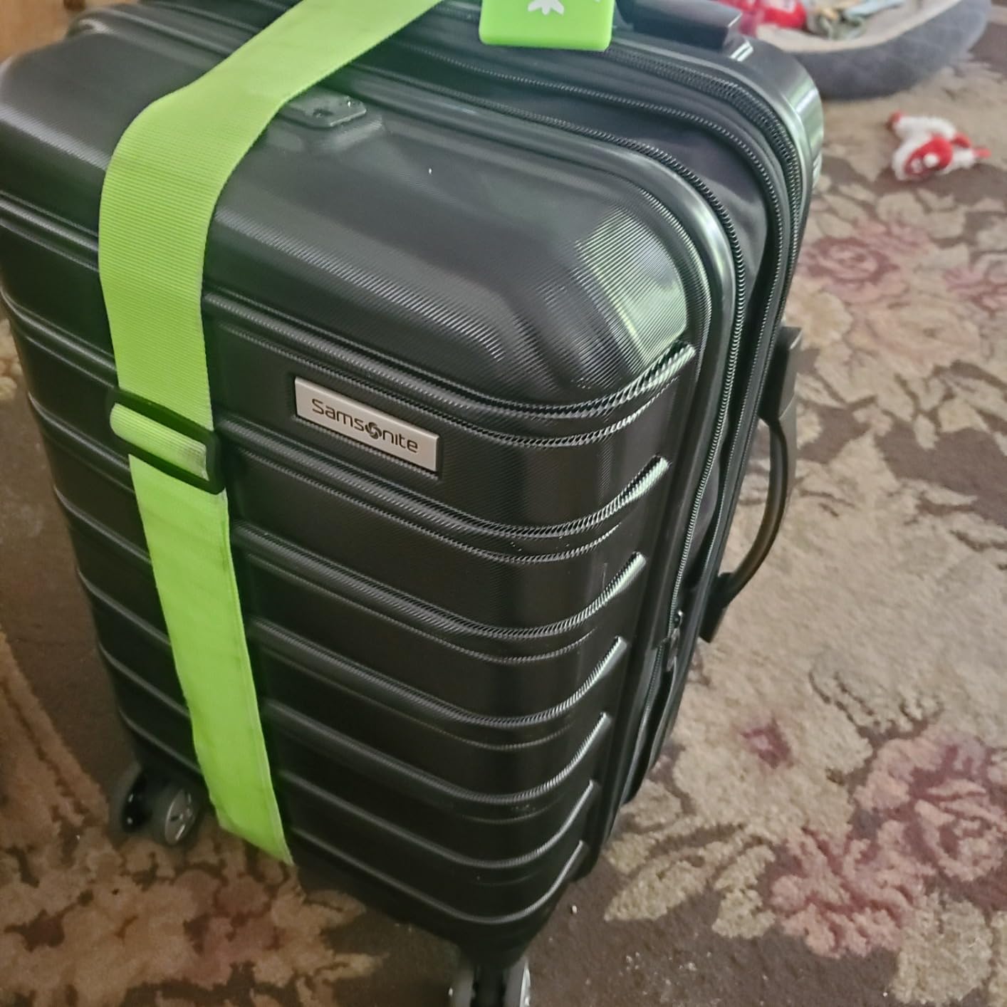 Samsonite Omni 2 Global Carry-On Spinner Luggage - Compact Size For International Travel - Airline-Approved - Features Expandable Polycarbonate Shell, 360° Wheels, USB Power Hub - Nova Teal customer photo 1