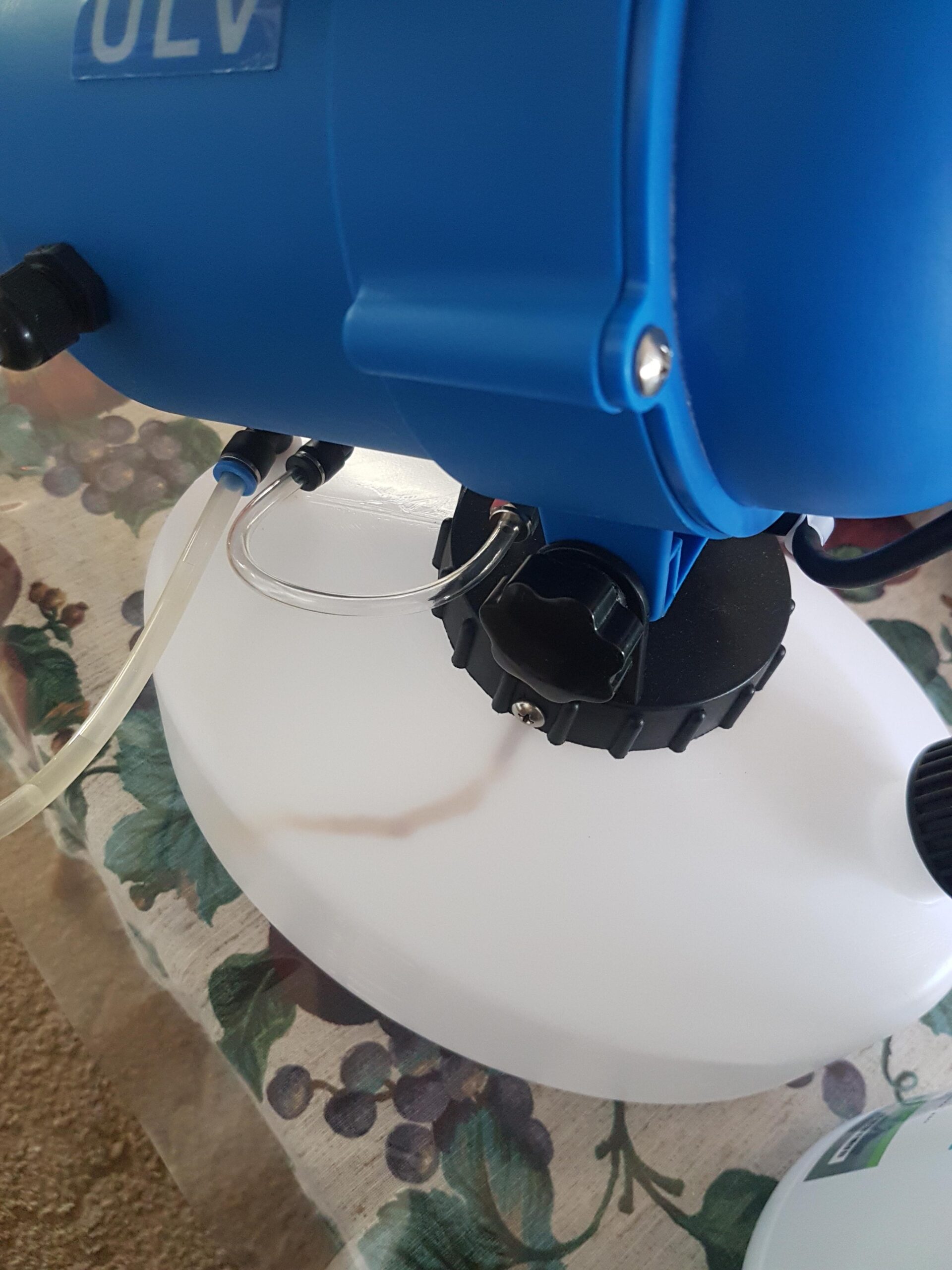Electric ULV Portable Fogger Sprayer Machine 4.5L (1.2 Gallon) Cold Fogger Machine Spraying Distance 30ft customer photo 2