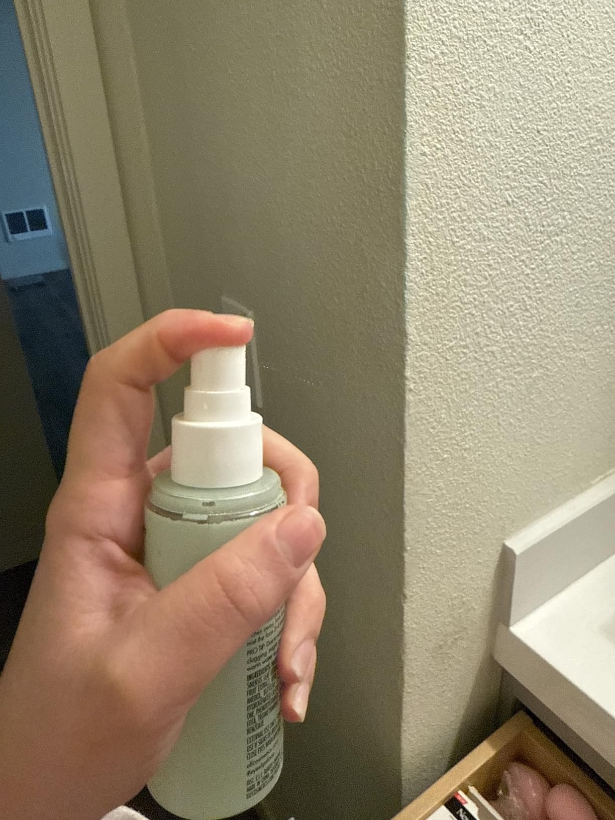 e.l.f. Stay All Night Micro-Fine Setting Mist, Hydrating & Refreshing Makeup Setting Spray For 16HR Wear-time, Vegan & Cruelty-Free customer photo 2