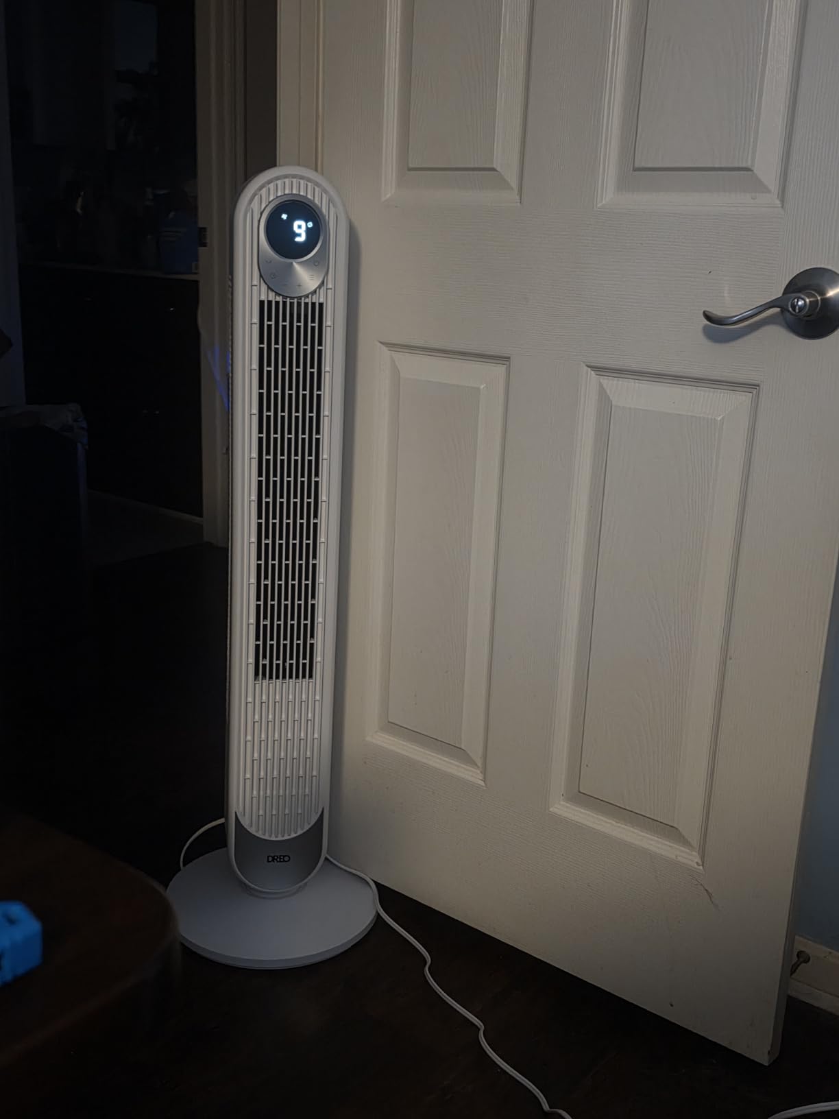 DREO Tower Fan for Bedroom, 28 ft/s, 20dB Quiet Oscillating Bladeless Fan with Remote, 9 Speeds, 4 Modes, 12H Timer, LED Display, Standing Floor Fan Powerful for Indoor Home Office Room, 42 Inch customer photo 2