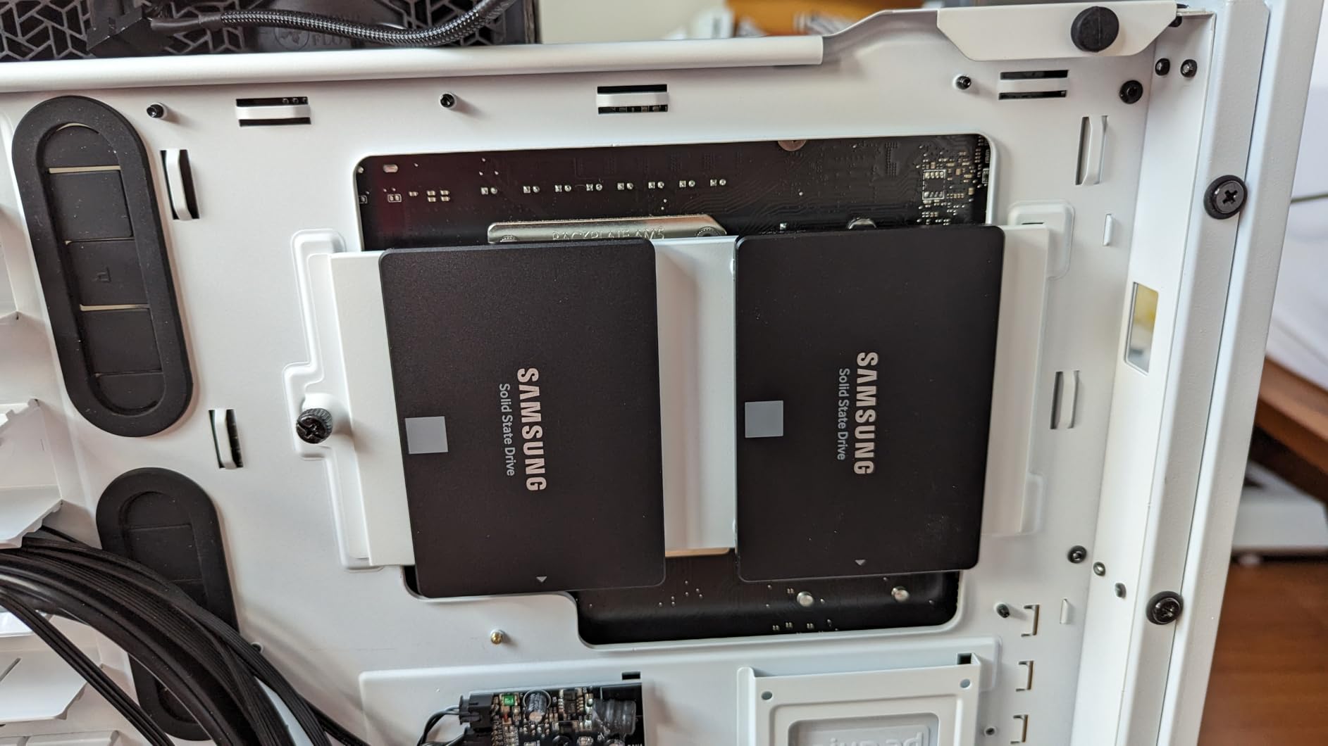 Samsung 870 EVO 2TB 2.5 Inch SATA III Internal SSD customer photo 1